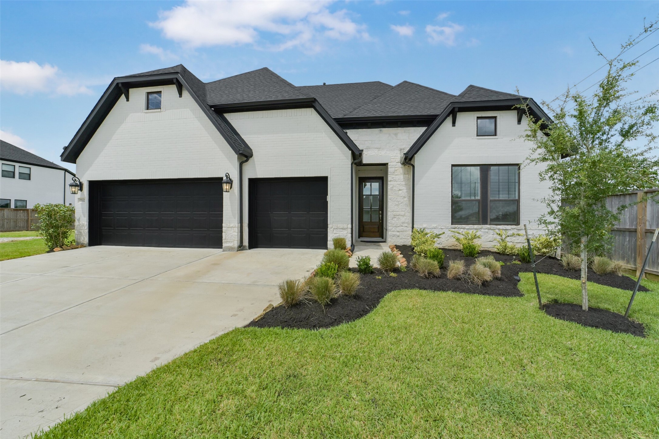 1702 Spring View Property Photo 1