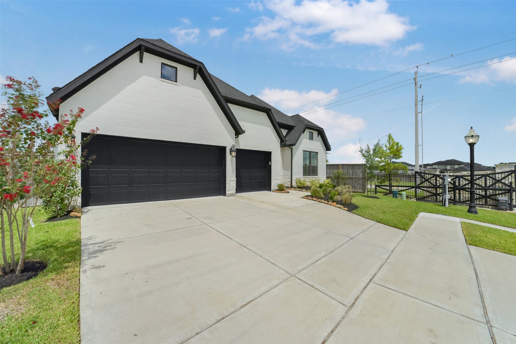 1702 Spring View Property Photo 3