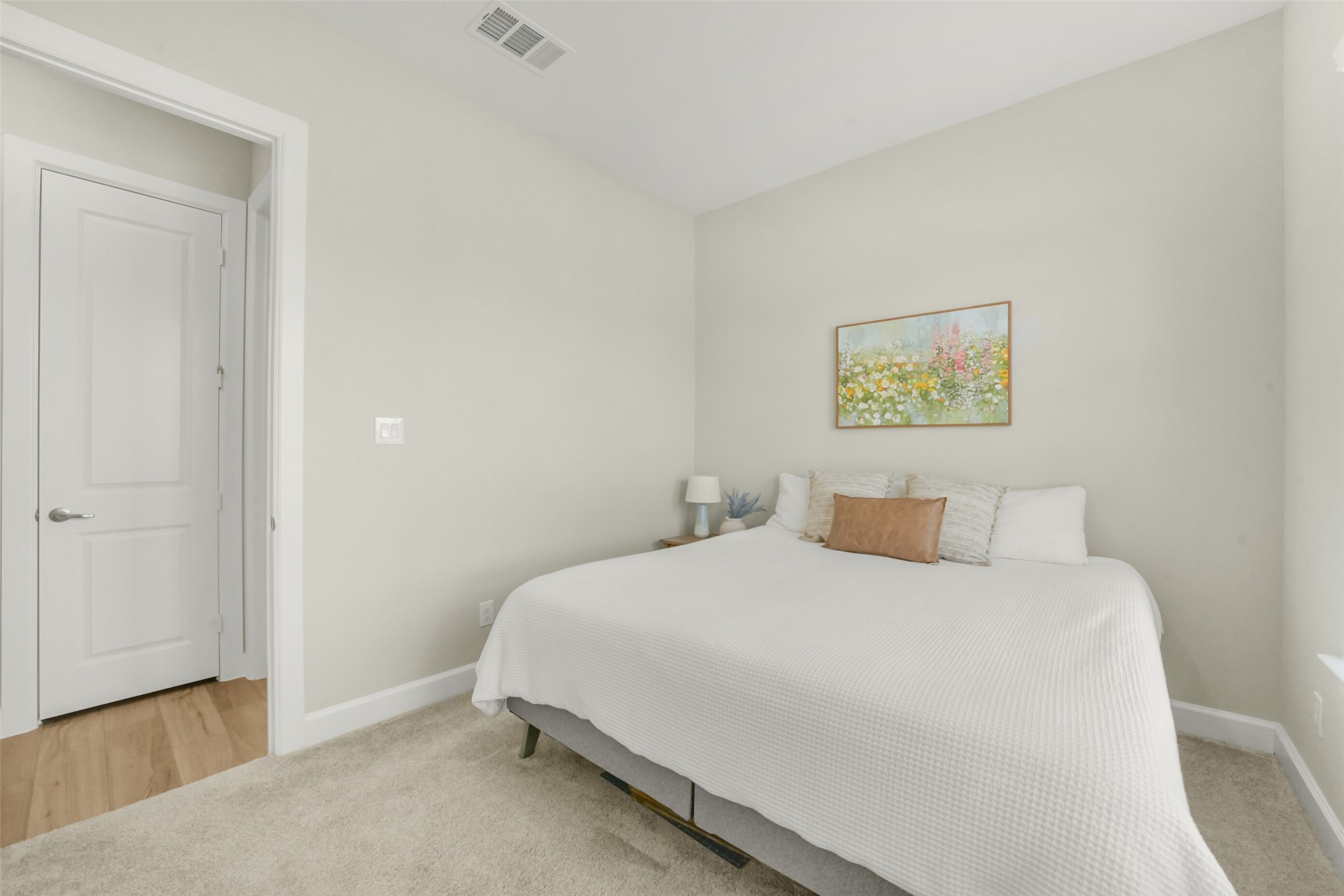 1702 Spring View Property Photo 7