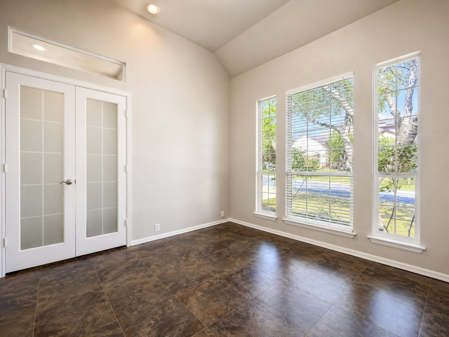 10610 Wind Walker Property Photo 6