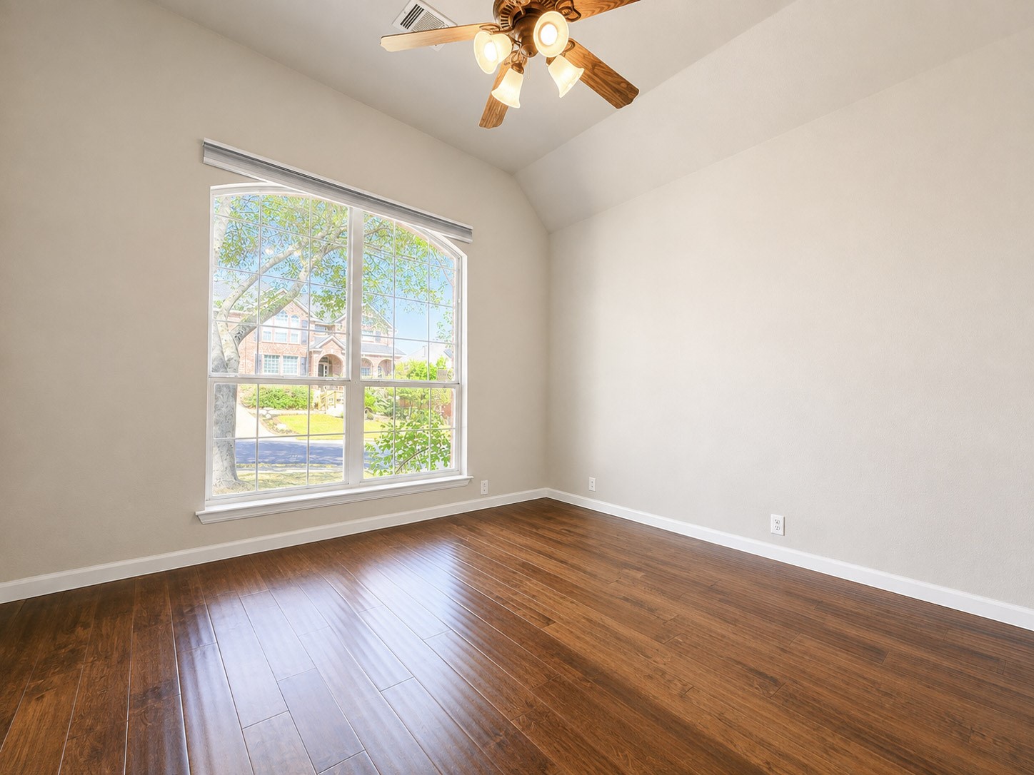 10610 Wind Walker Property Photo 10
