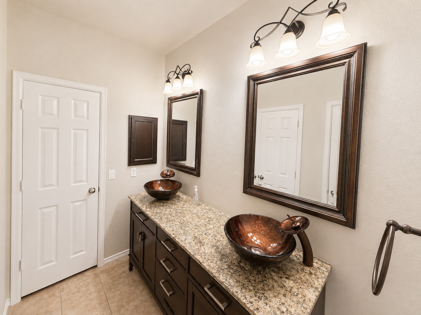 10610 Wind Walker Property Photo 15
