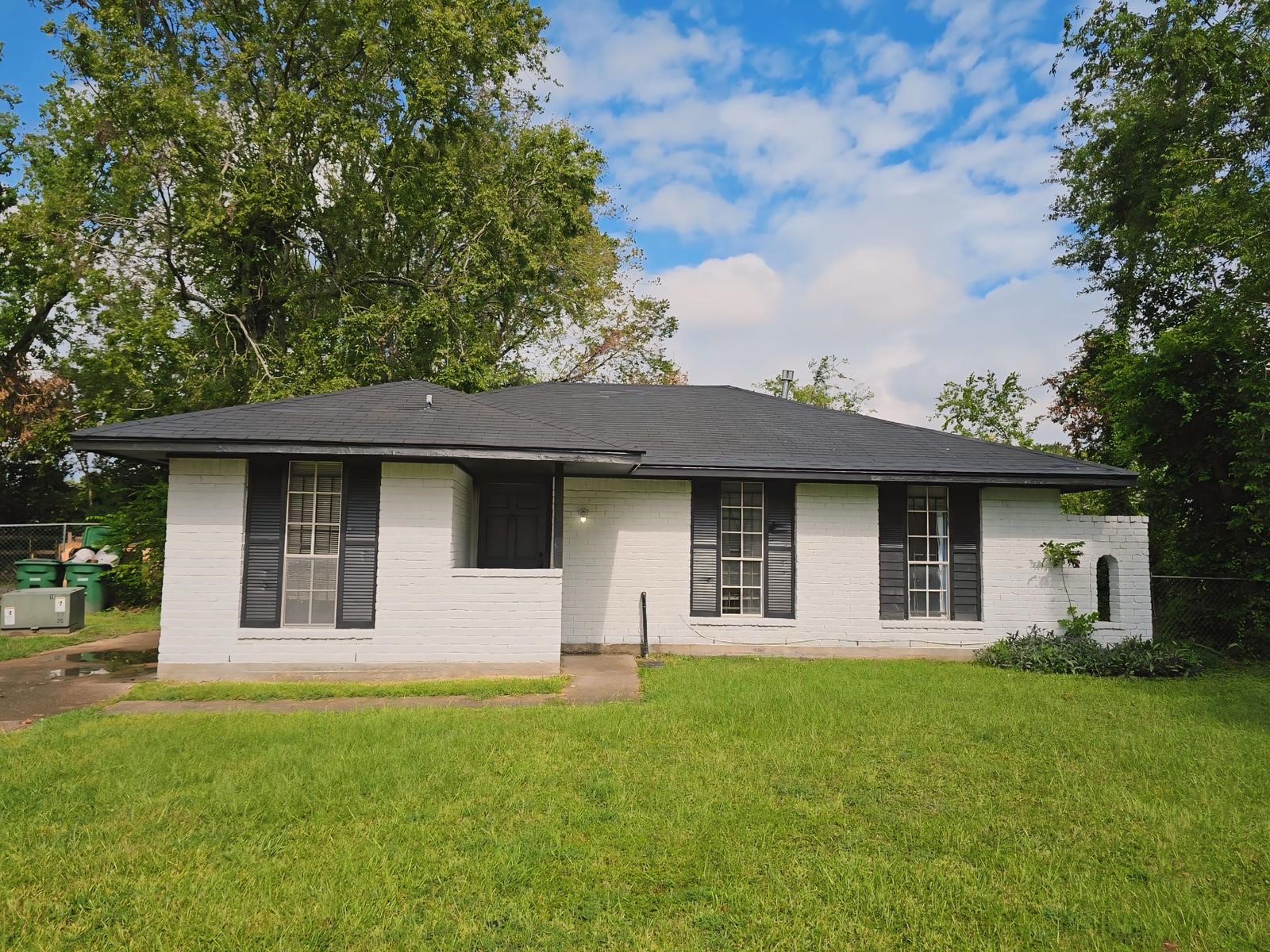 11023 Linvale Drive Property Photo 1