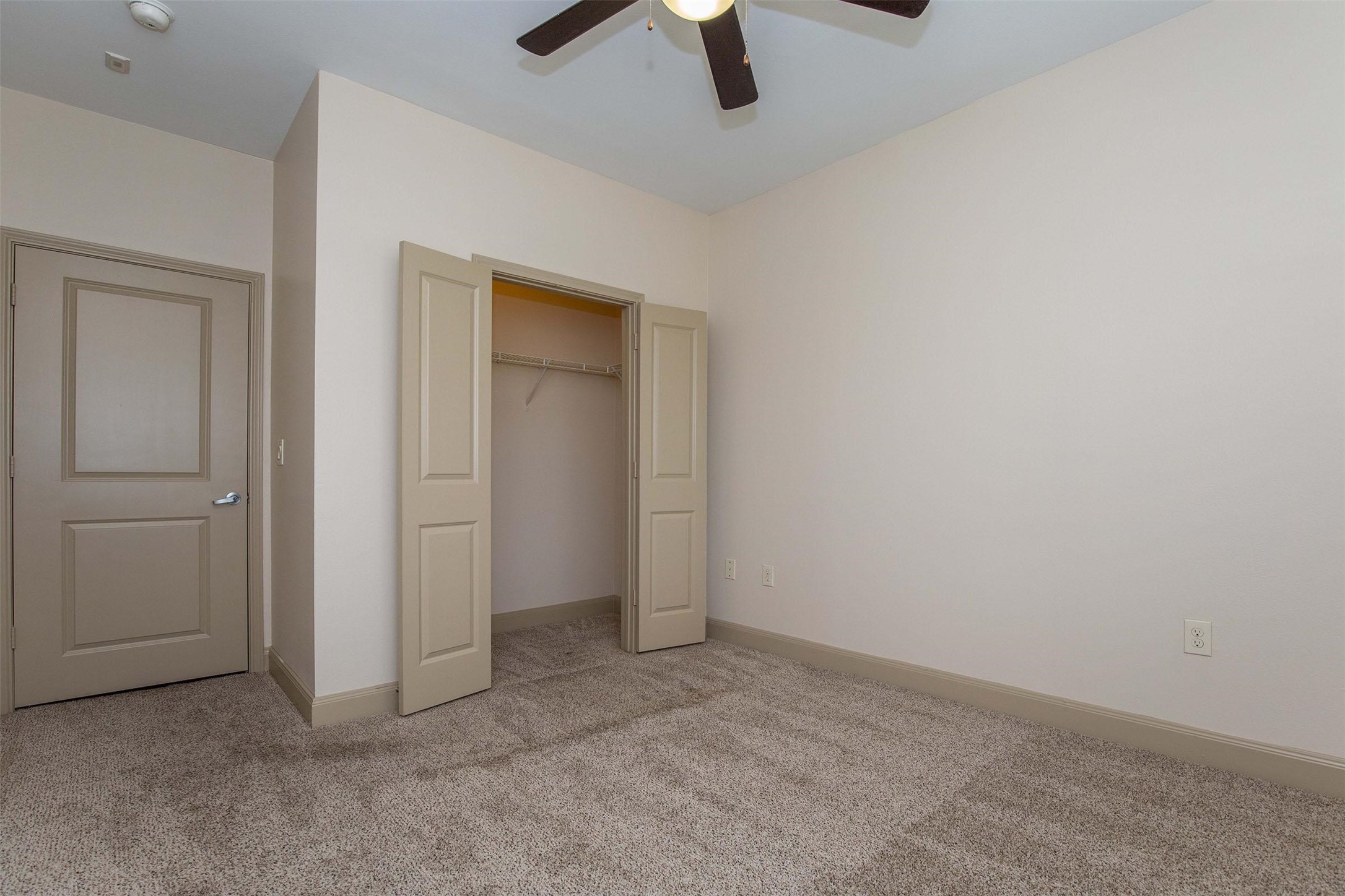 2930 Plum Creek Lane 2111 Property Photo 9