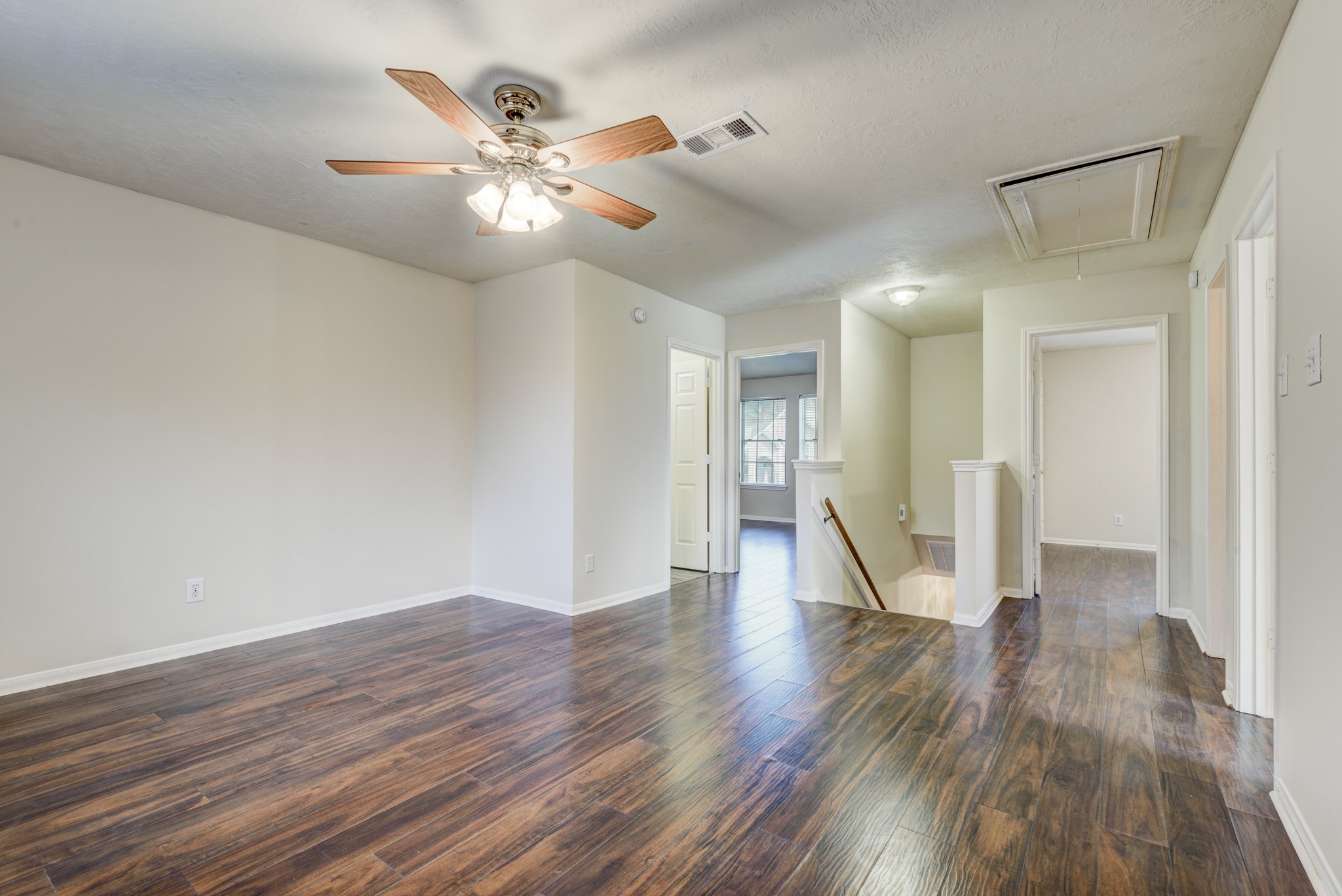 21615 Long Castle Drive Property Photo 16