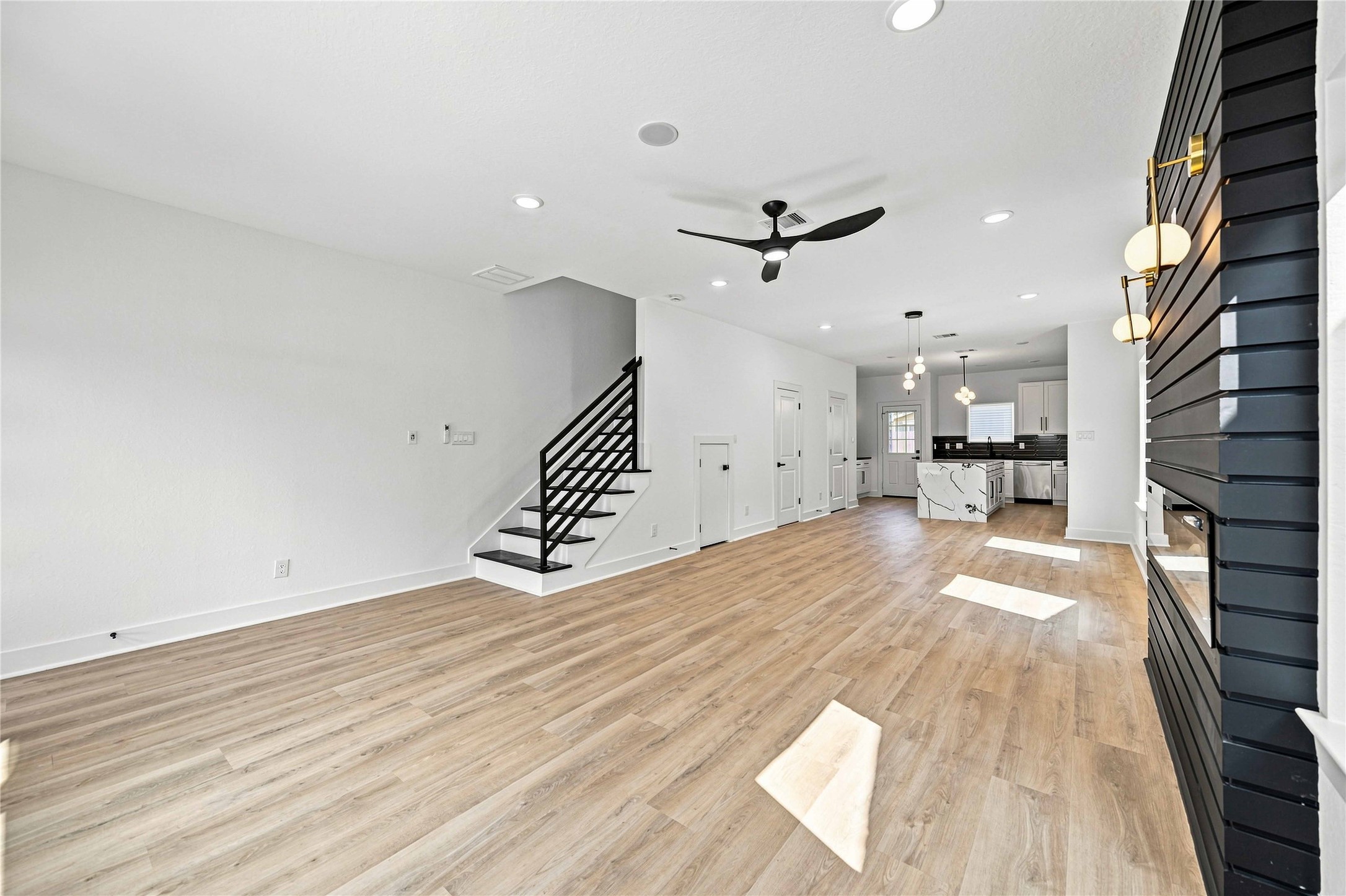 7969 Ritz Street Property Photo 4