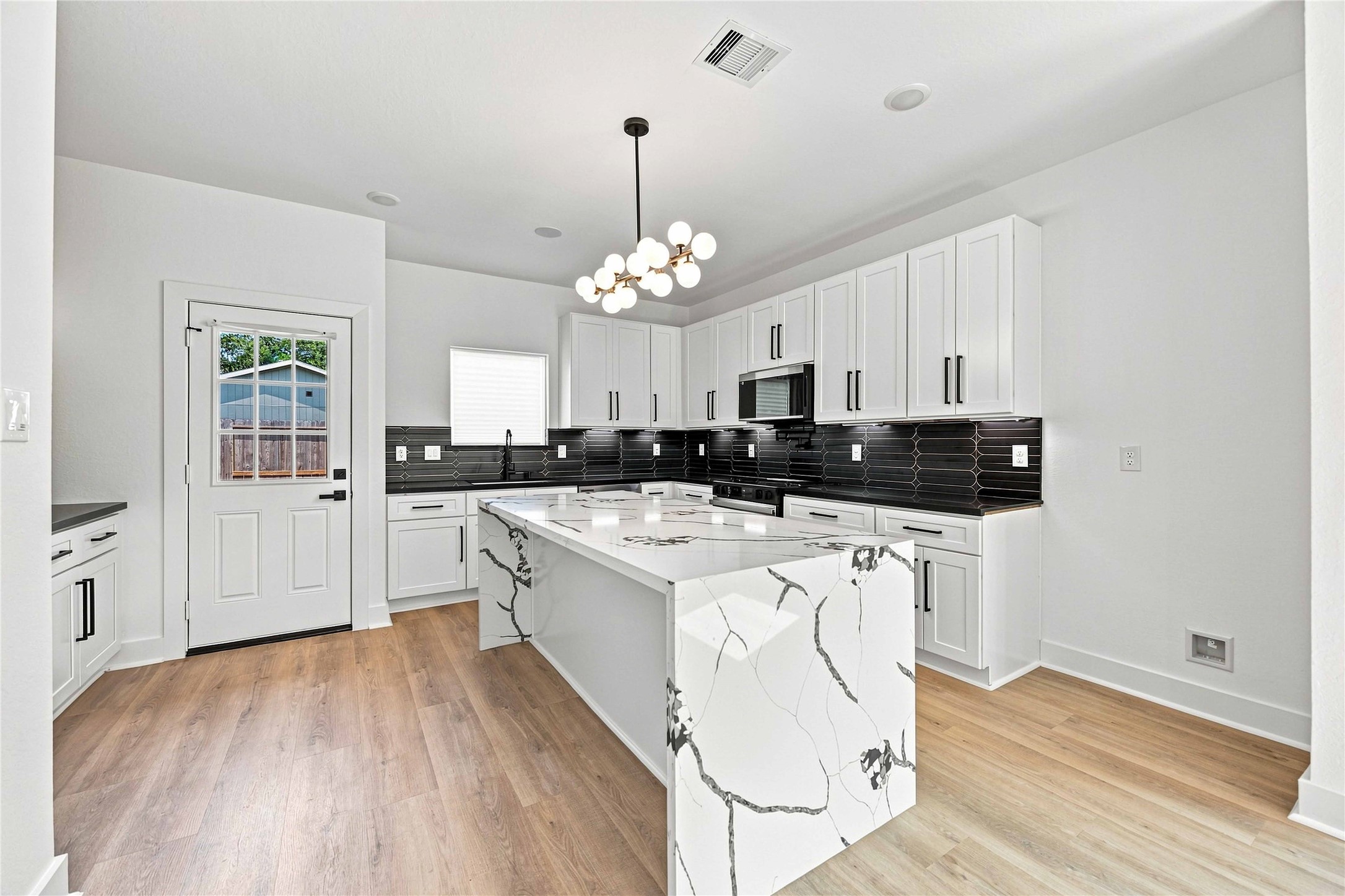 7969 Ritz Street Property Photo 8