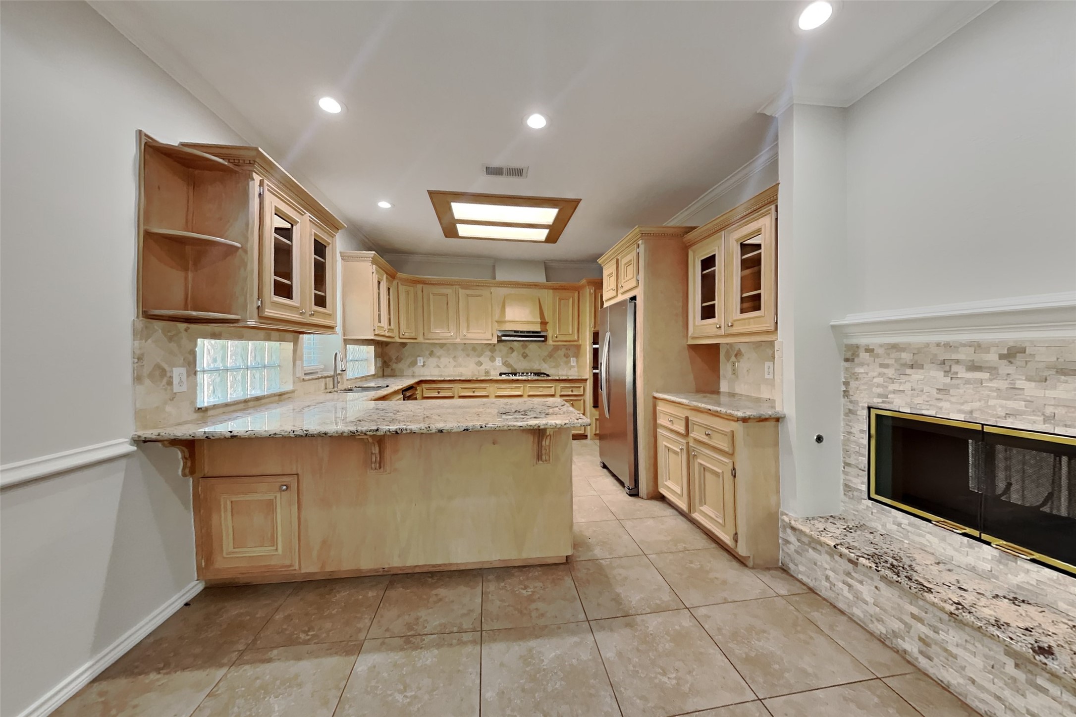 20123 Sunny Shores Drive Property Photo 6