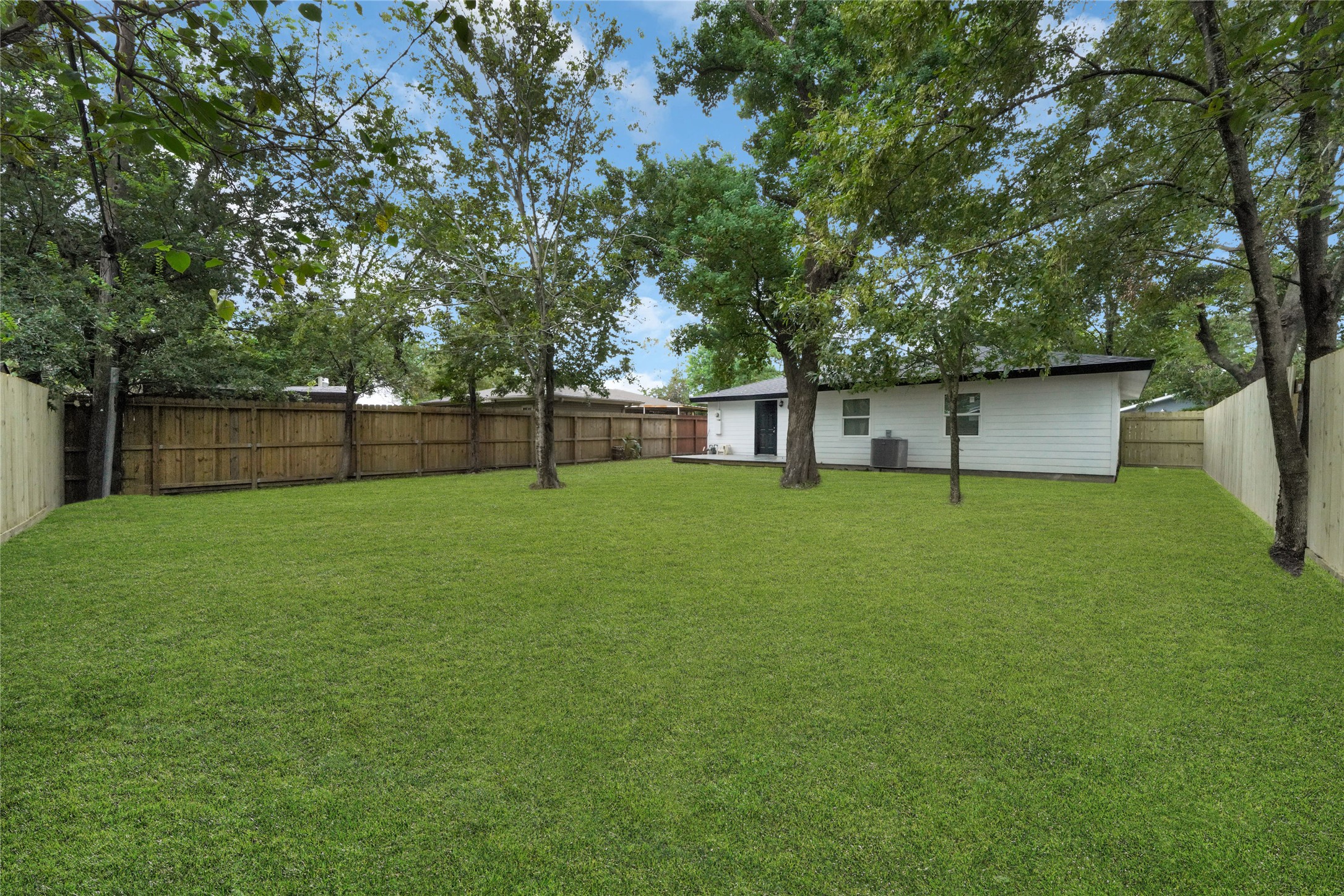 2704 Morningside Lane Property Photo 21