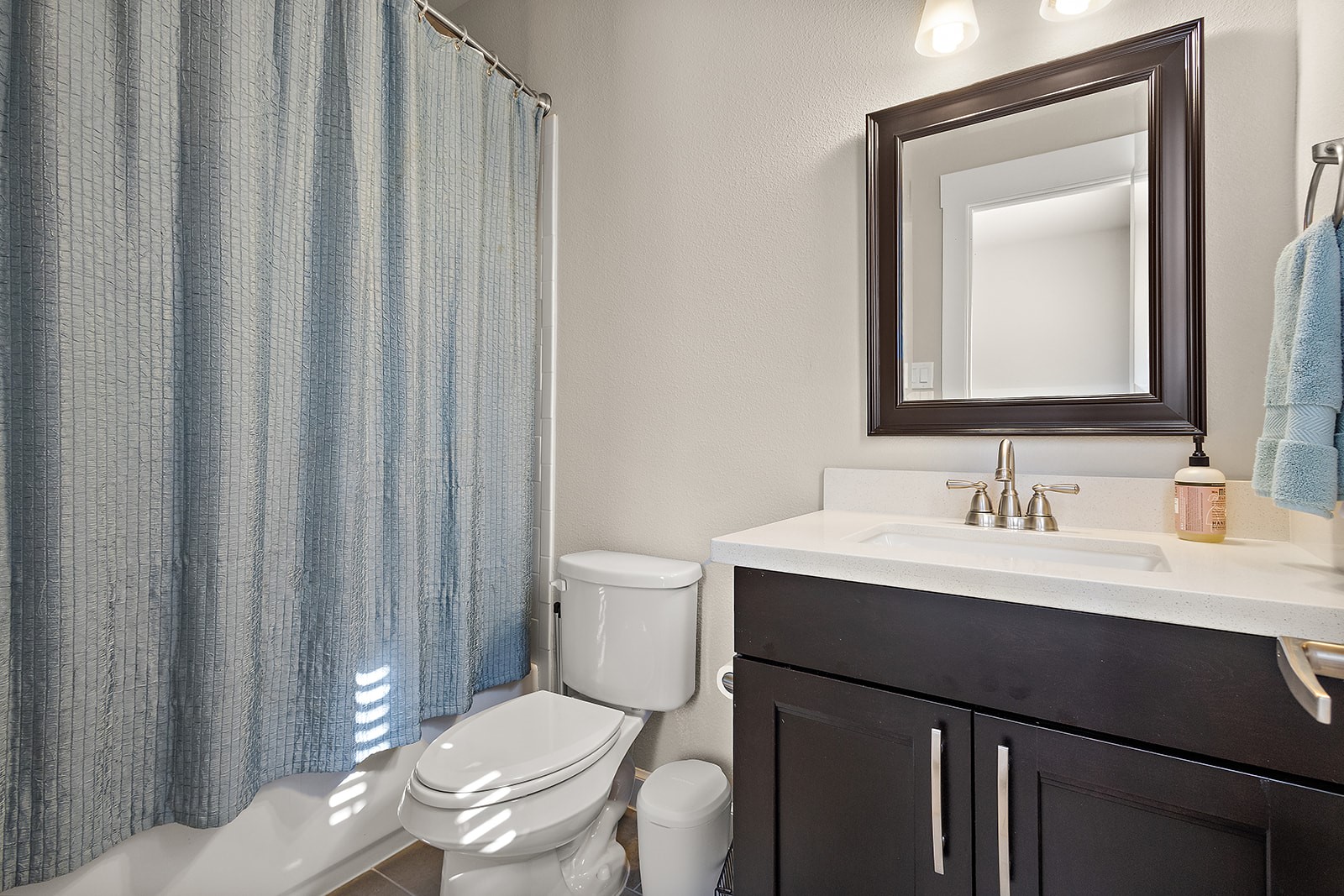 1623 W 23rd Street B Property Photo 23