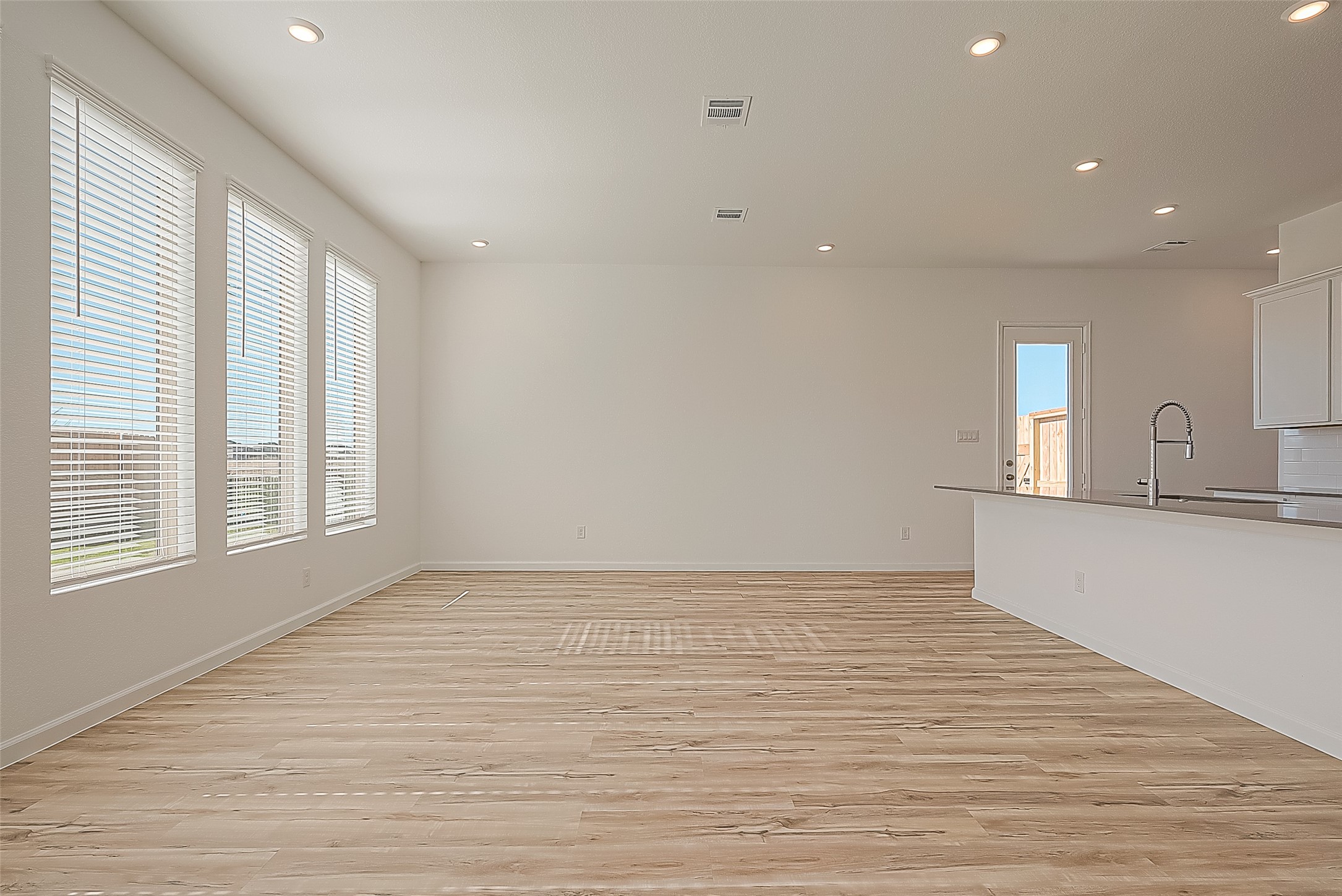 5402 Holly Haven Court Property Photo 10