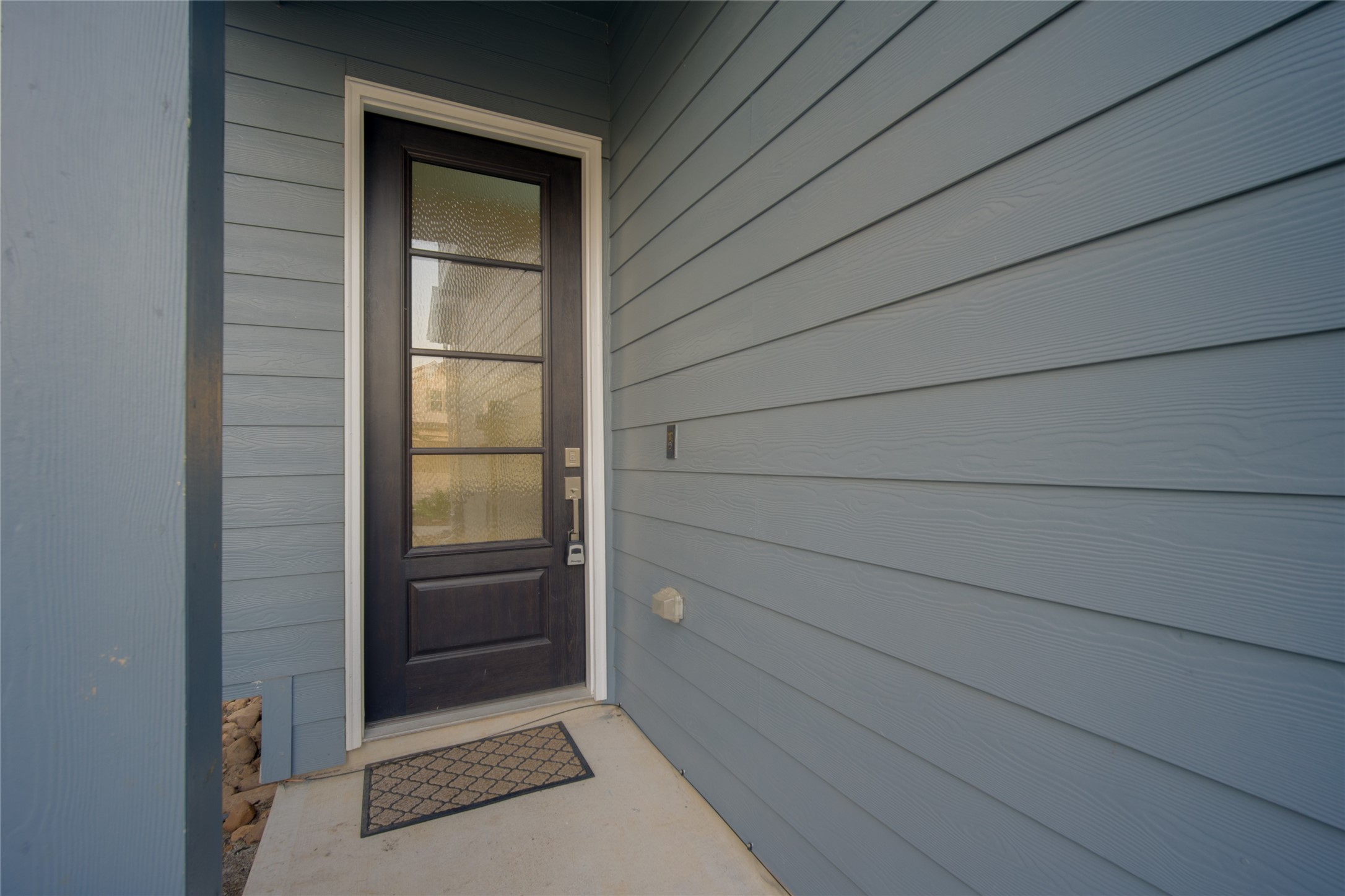 1634 Ryon Falls Drive Property Photo 3