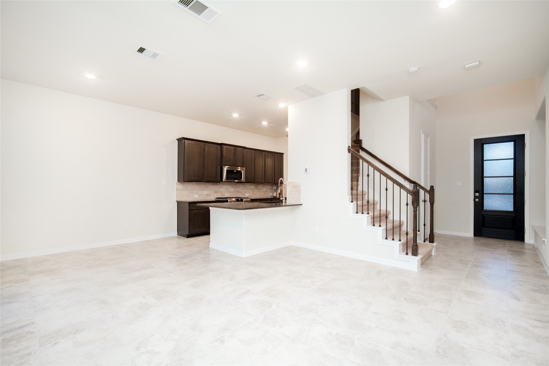 1634 Ryon Falls Drive Property Photo 8