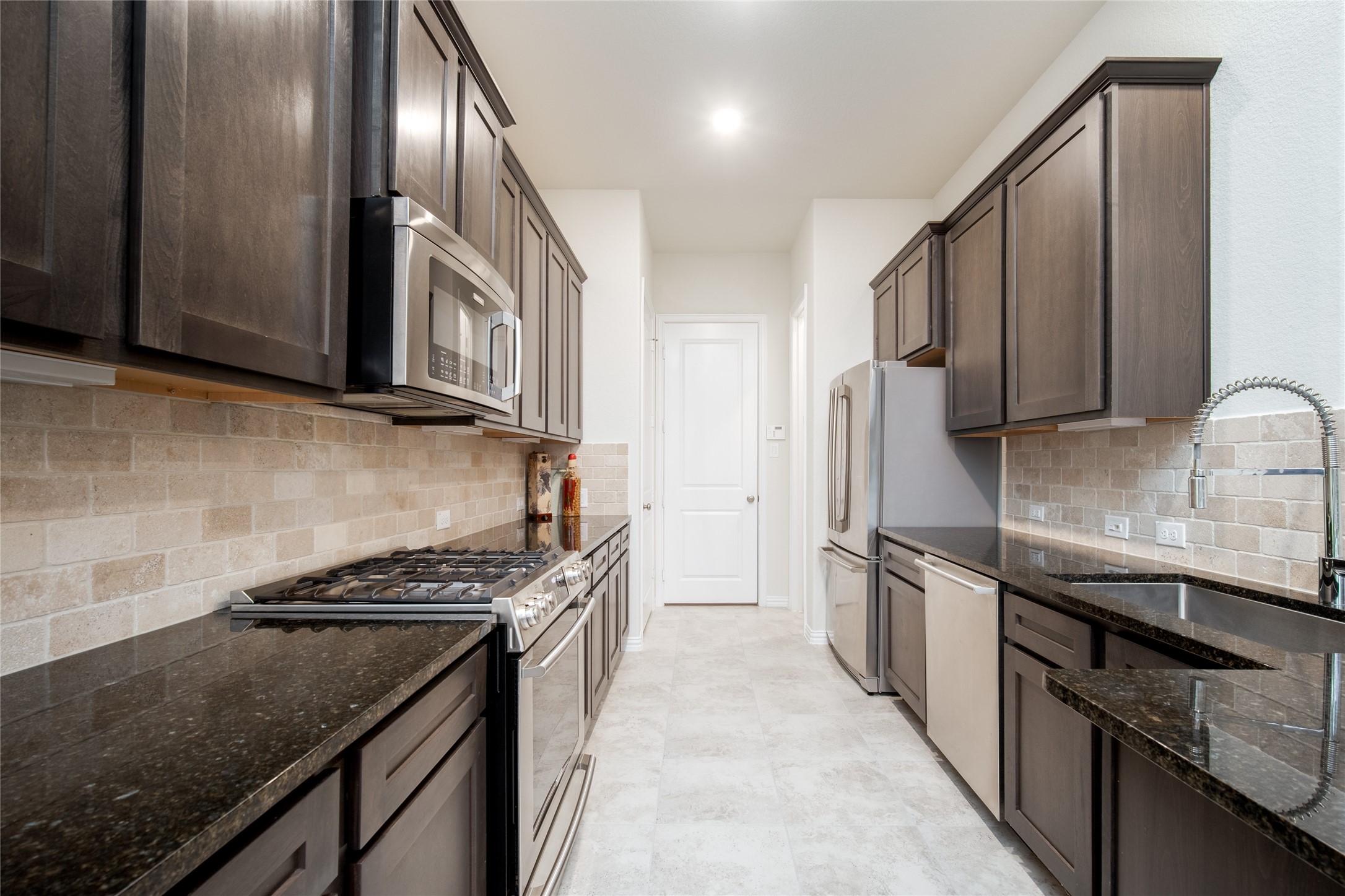 1634 Ryon Falls Drive Property Photo 11