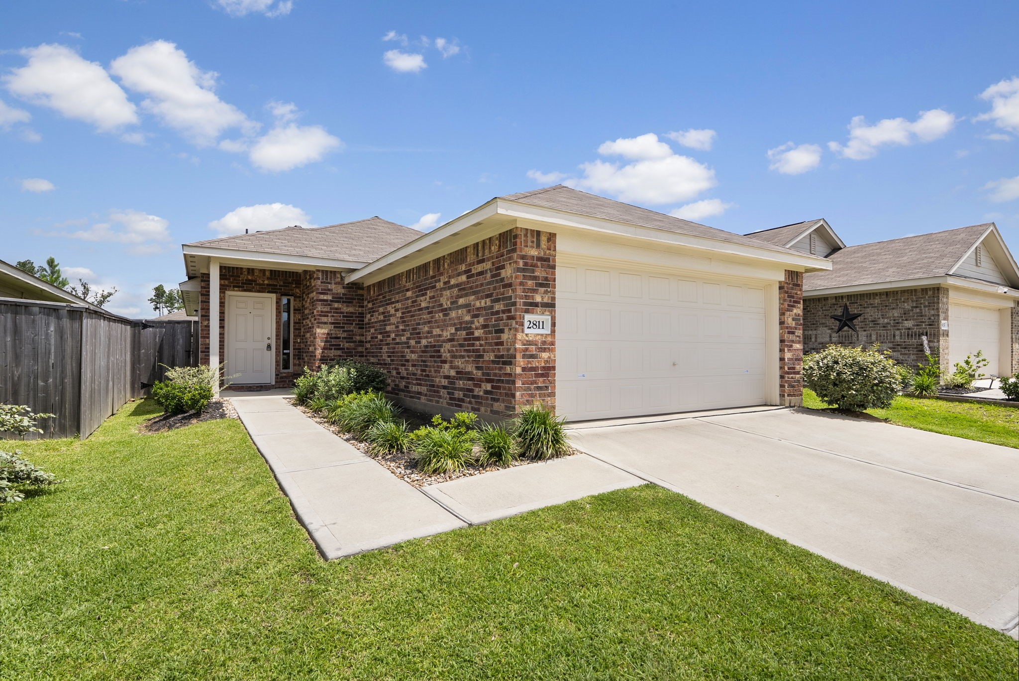 2811 Via Augusta Drive Property Photo 1