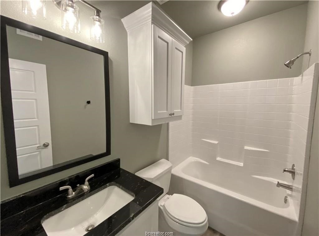 1637 Park Place Property Photo 17