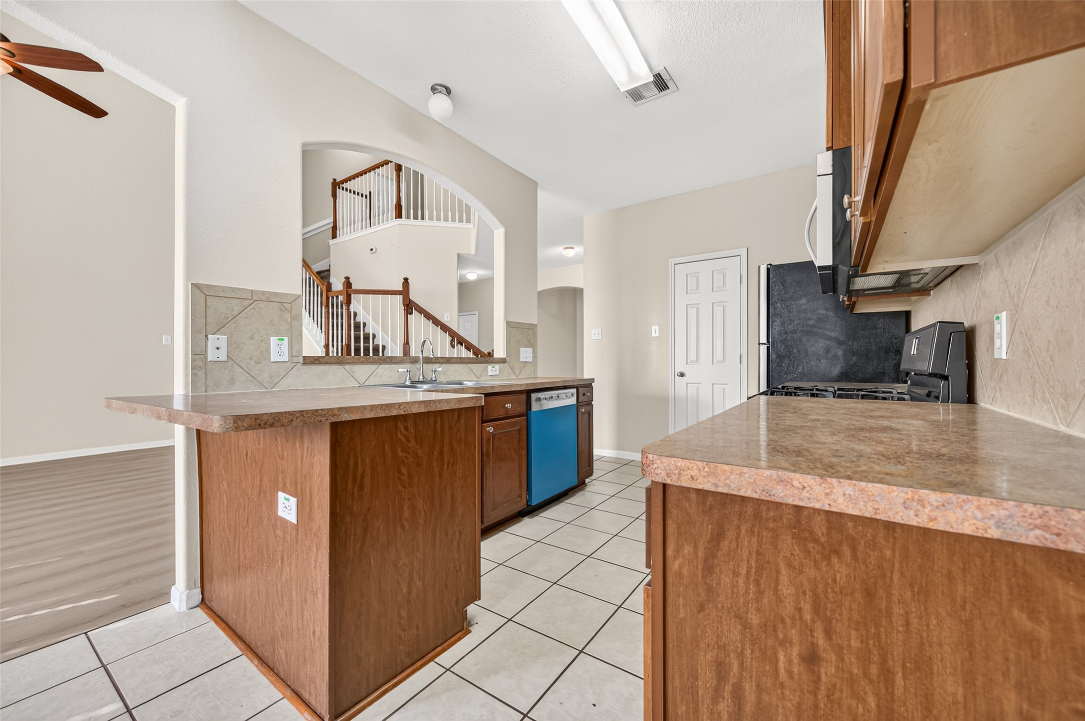 8726 Debbie Terrace Drive Property Photo 20