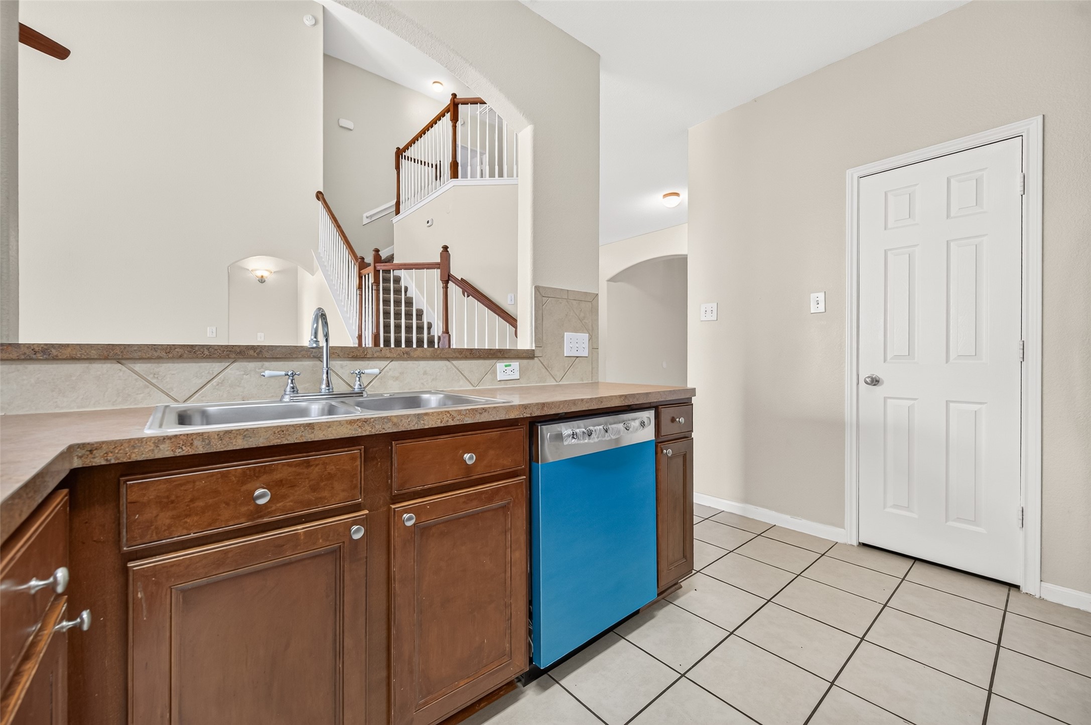 8726 Debbie Terrace Drive Property Photo 22