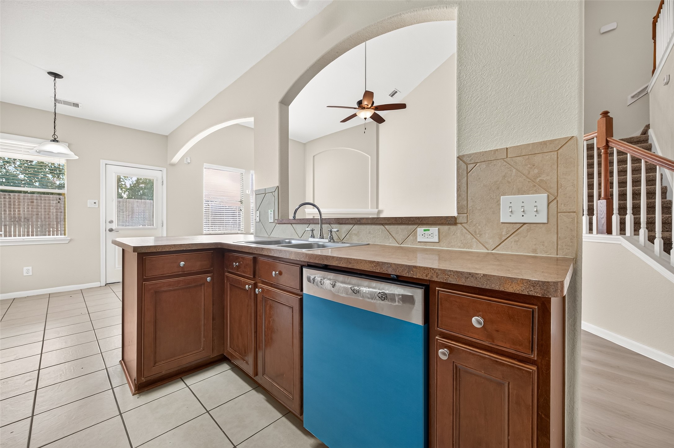 8726 Debbie Terrace Drive Property Photo 25