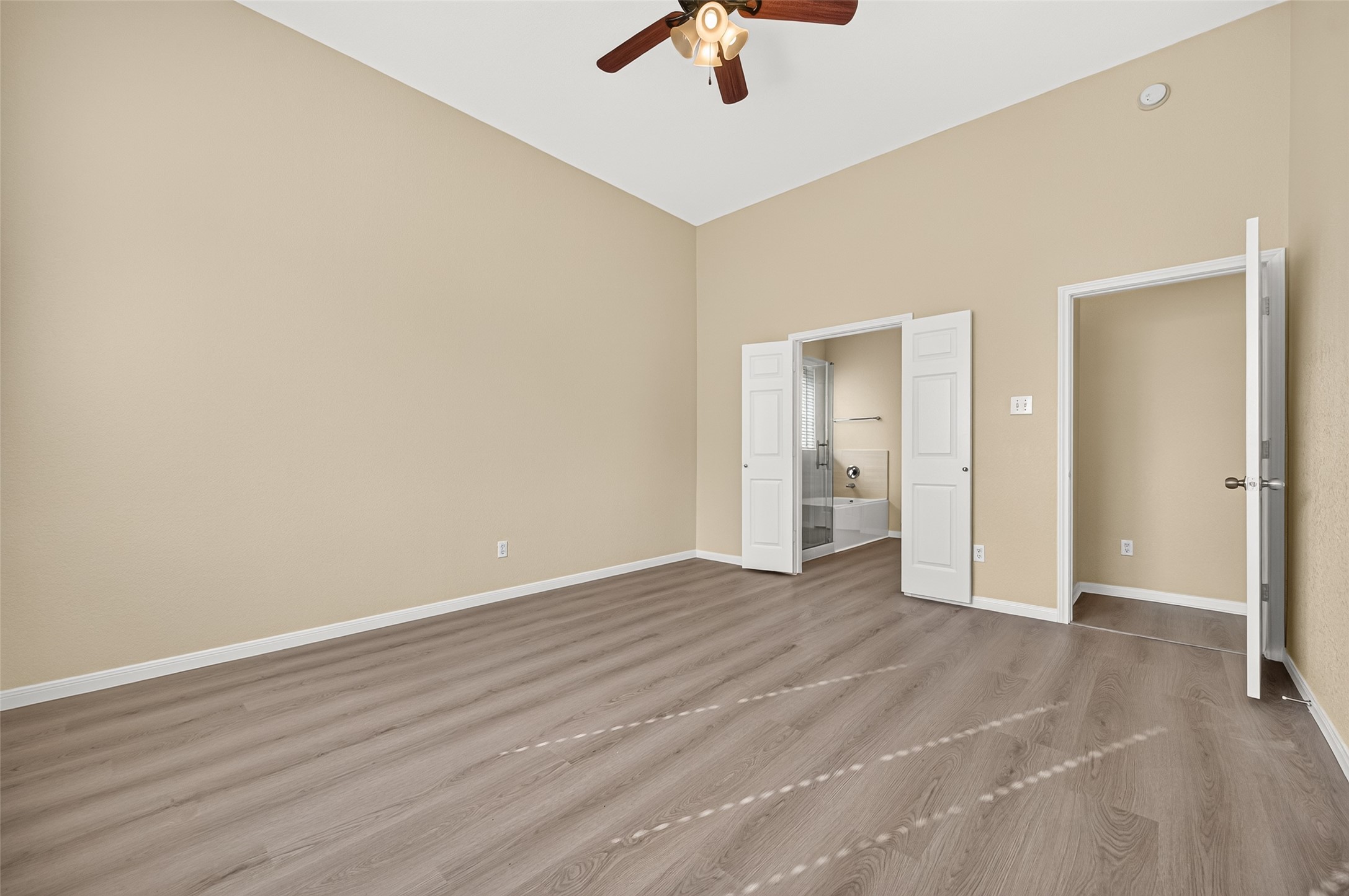 8726 Debbie Terrace Drive Property Photo 29