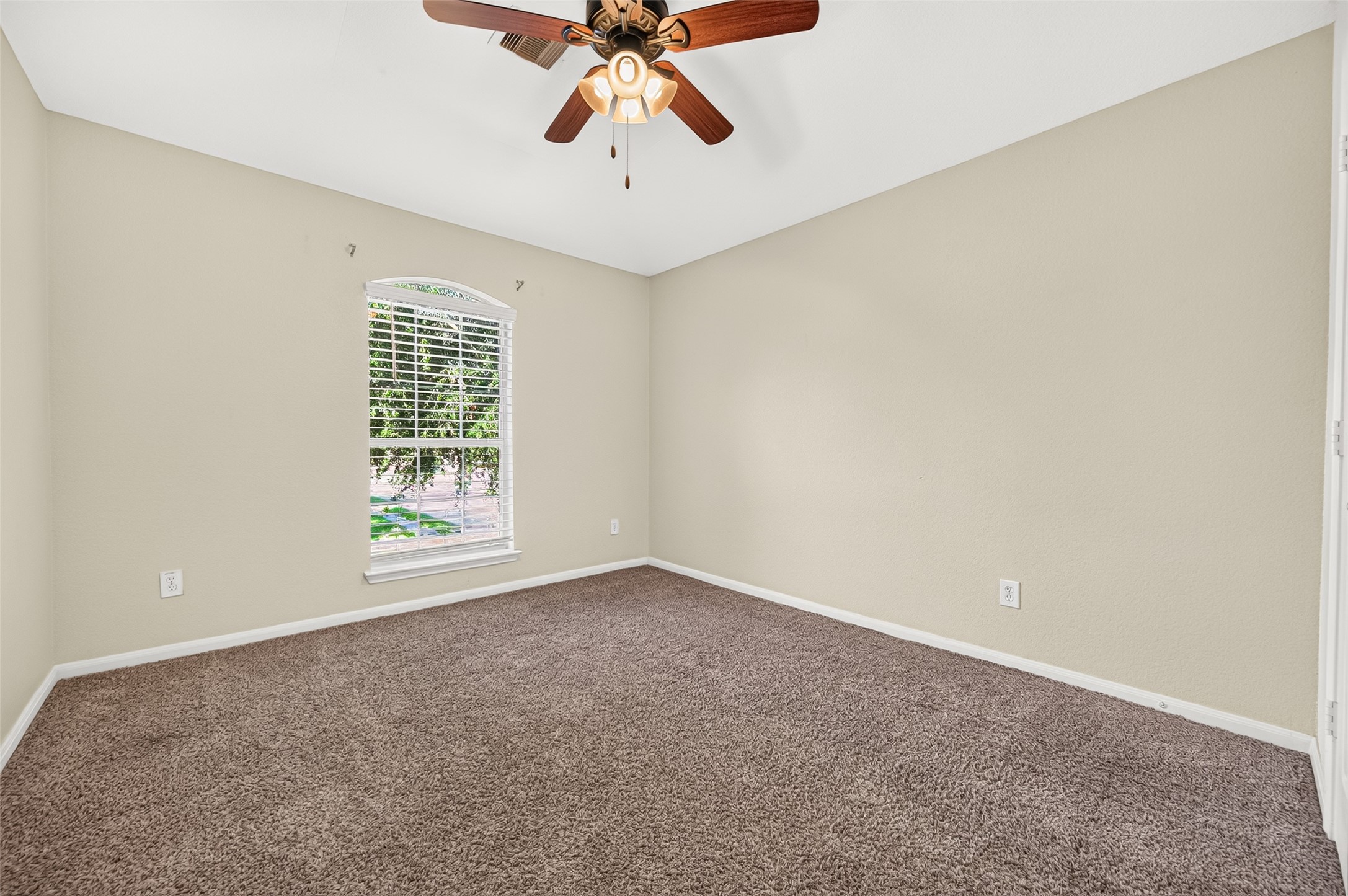 8726 Debbie Terrace Drive Property Photo 43