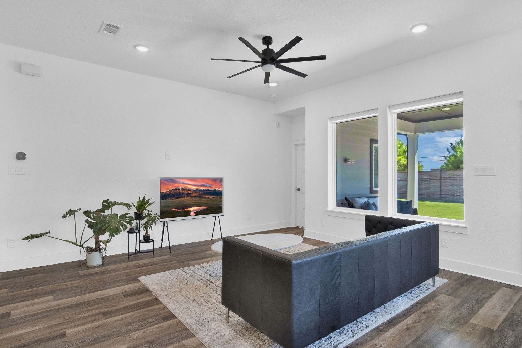 15810 Dedication Dr Property Photo 18