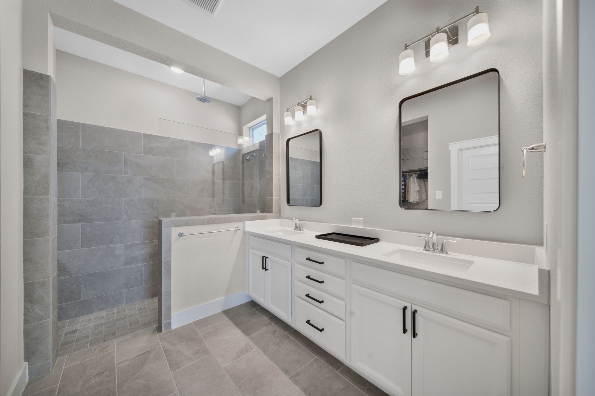 15810 Dedication Dr Property Photo 21