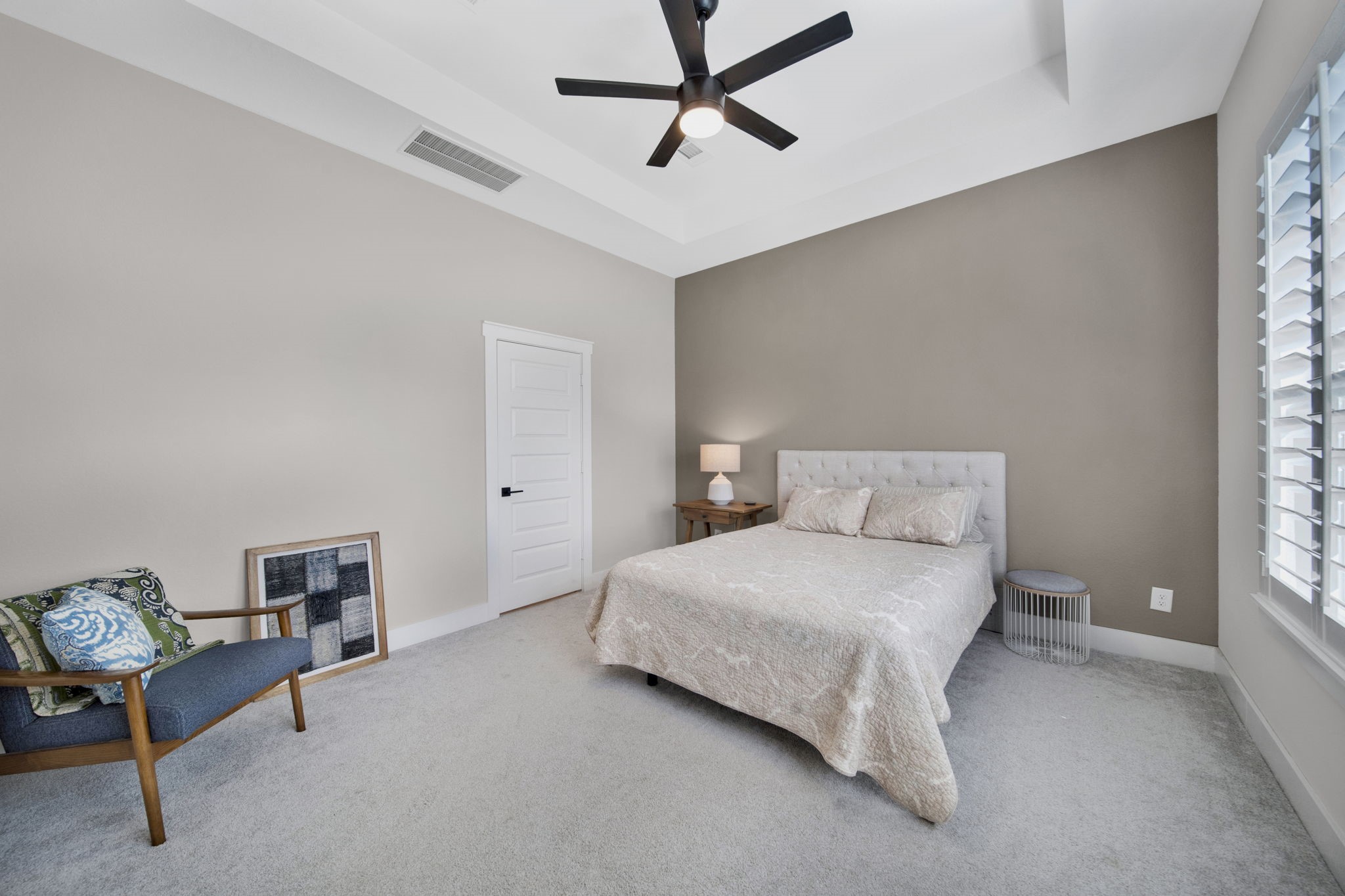 15810 Dedication Dr Property Photo 22