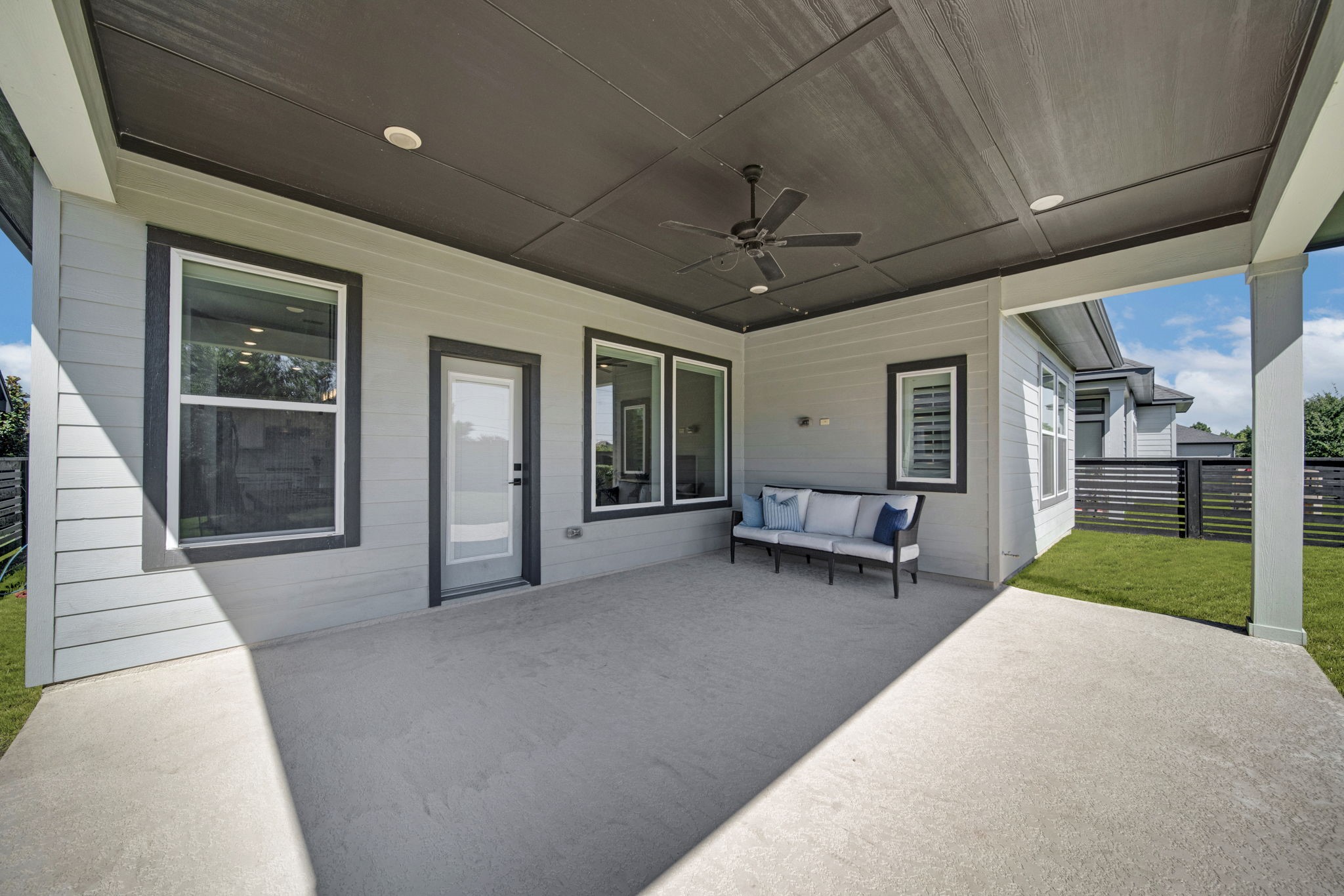 15810 Dedication Dr Property Photo 26