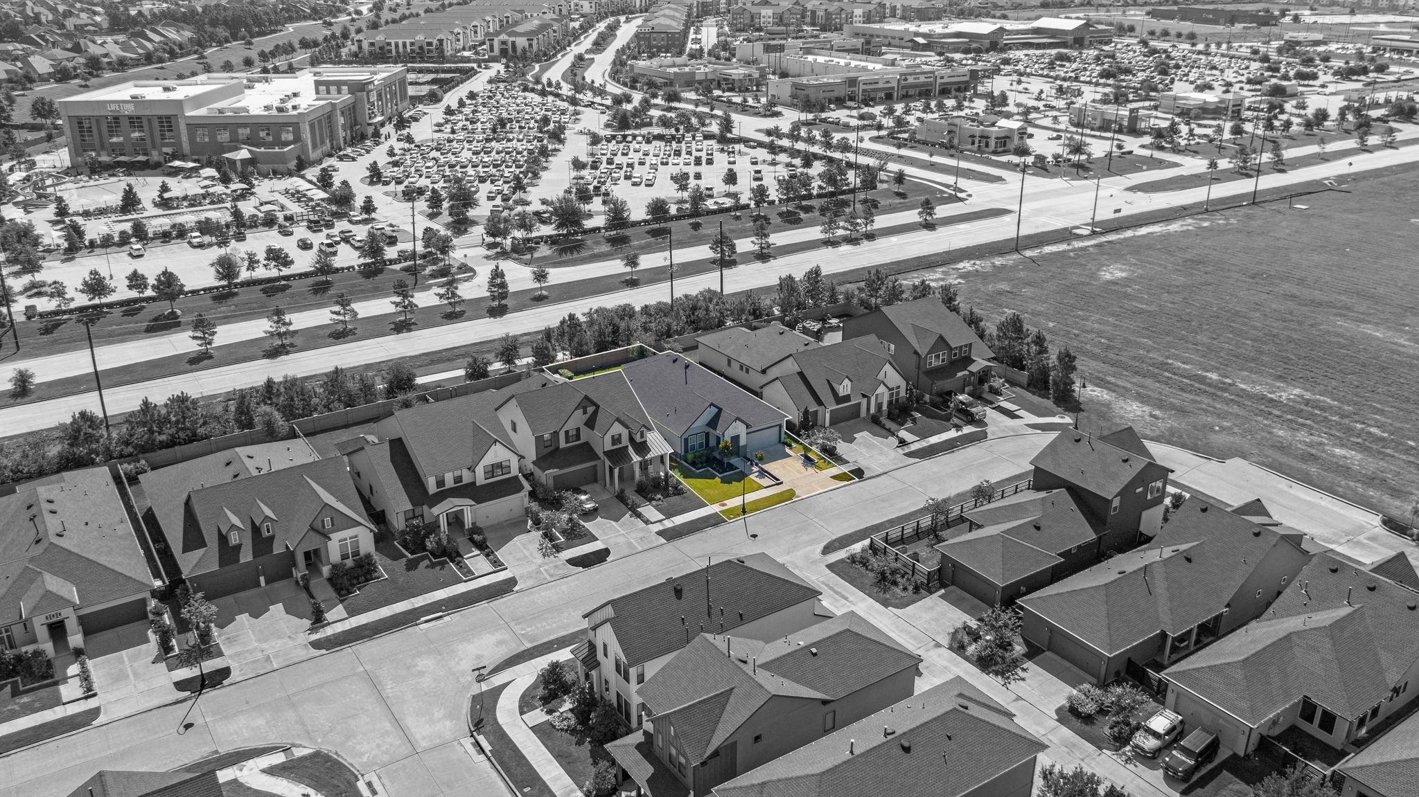 15810 Dedication Dr Property Photo 38