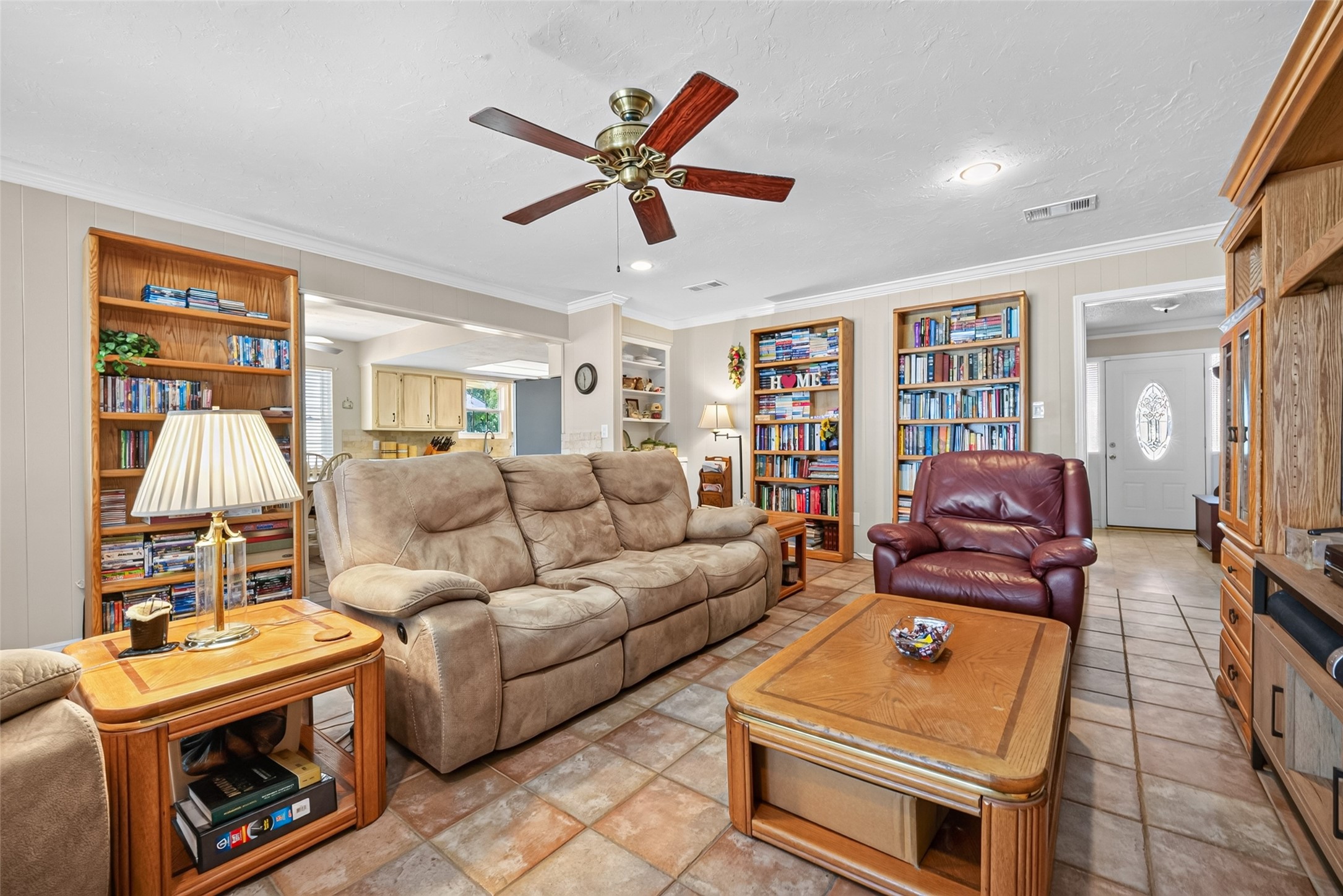 558 Landfall Lane Property Photo 17
