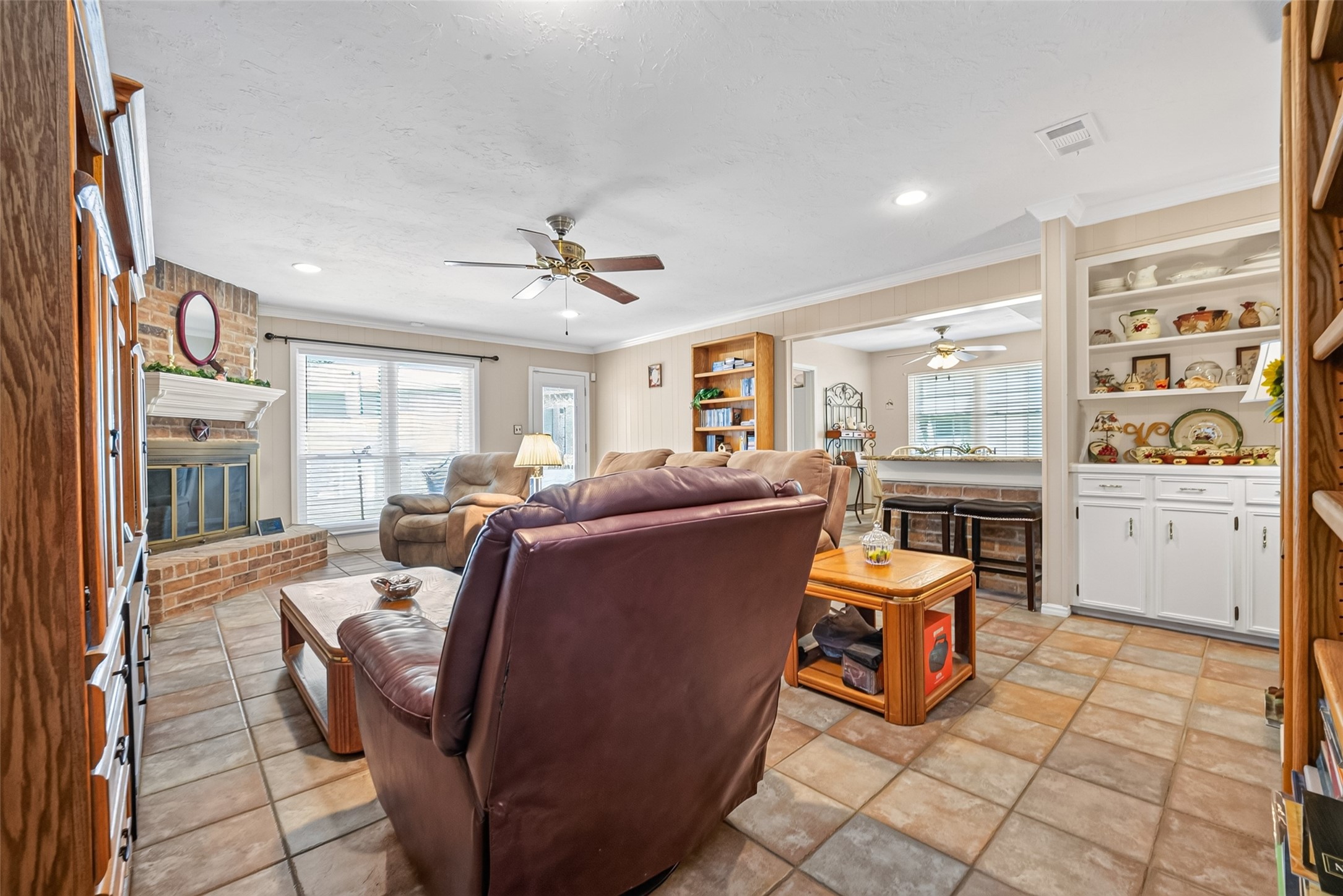 558 Landfall Lane Property Photo 18