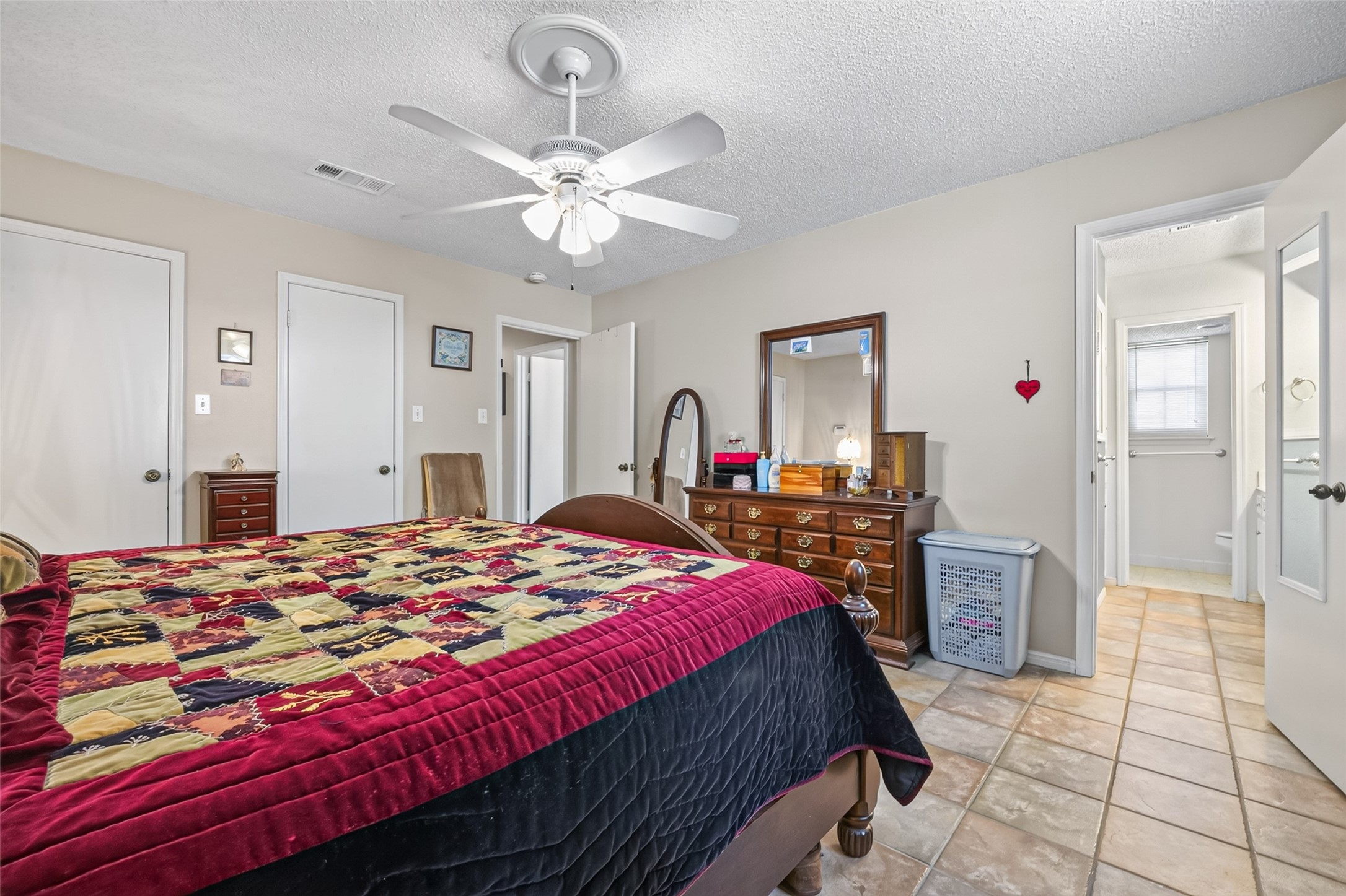 558 Landfall Lane Property Photo 39