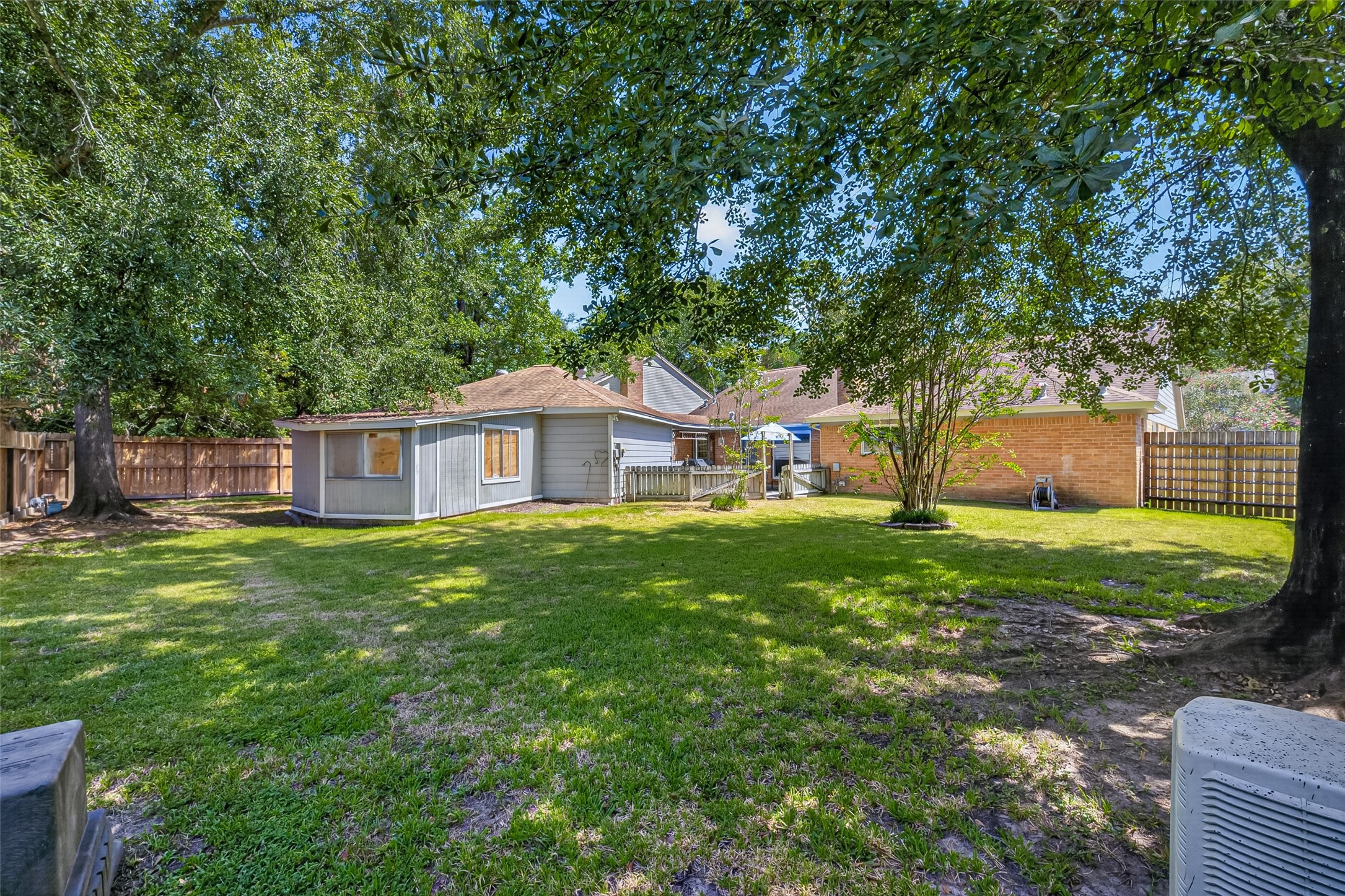 558 Landfall Lane Property Photo 44