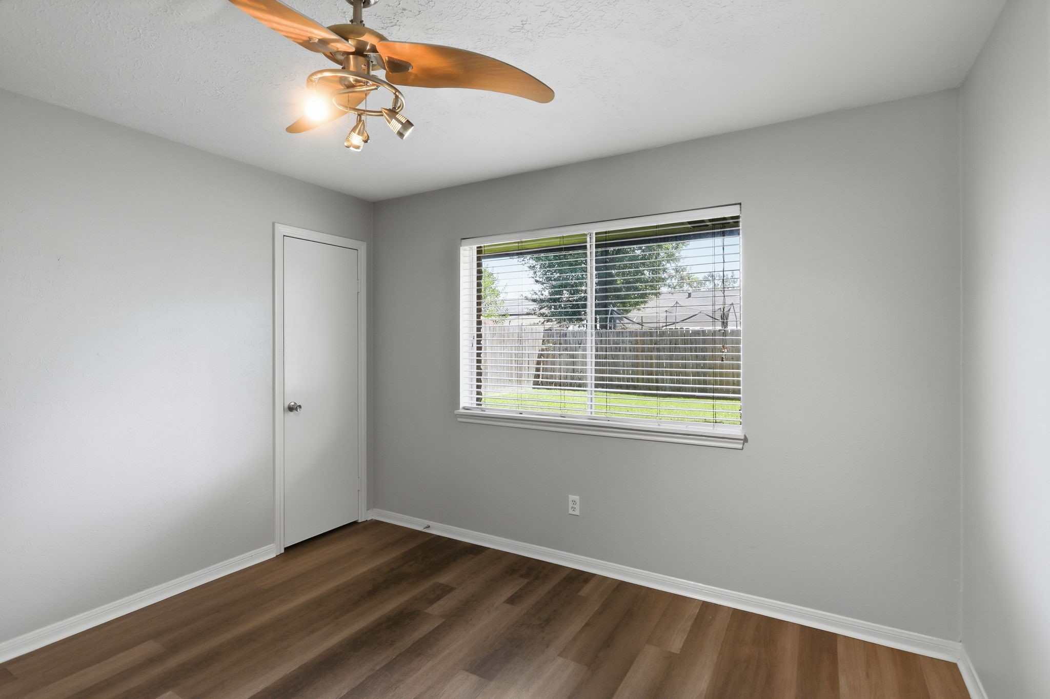 215 Black Rock Road Property Photo 34