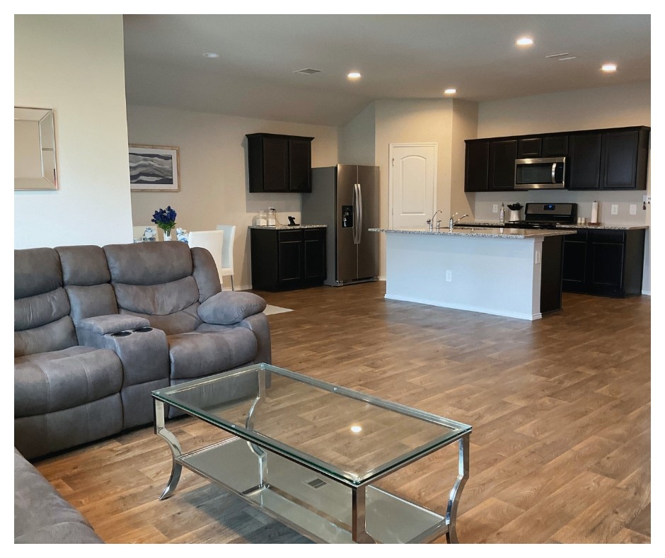 14915 Prickly Pear Cove Property Photo 4