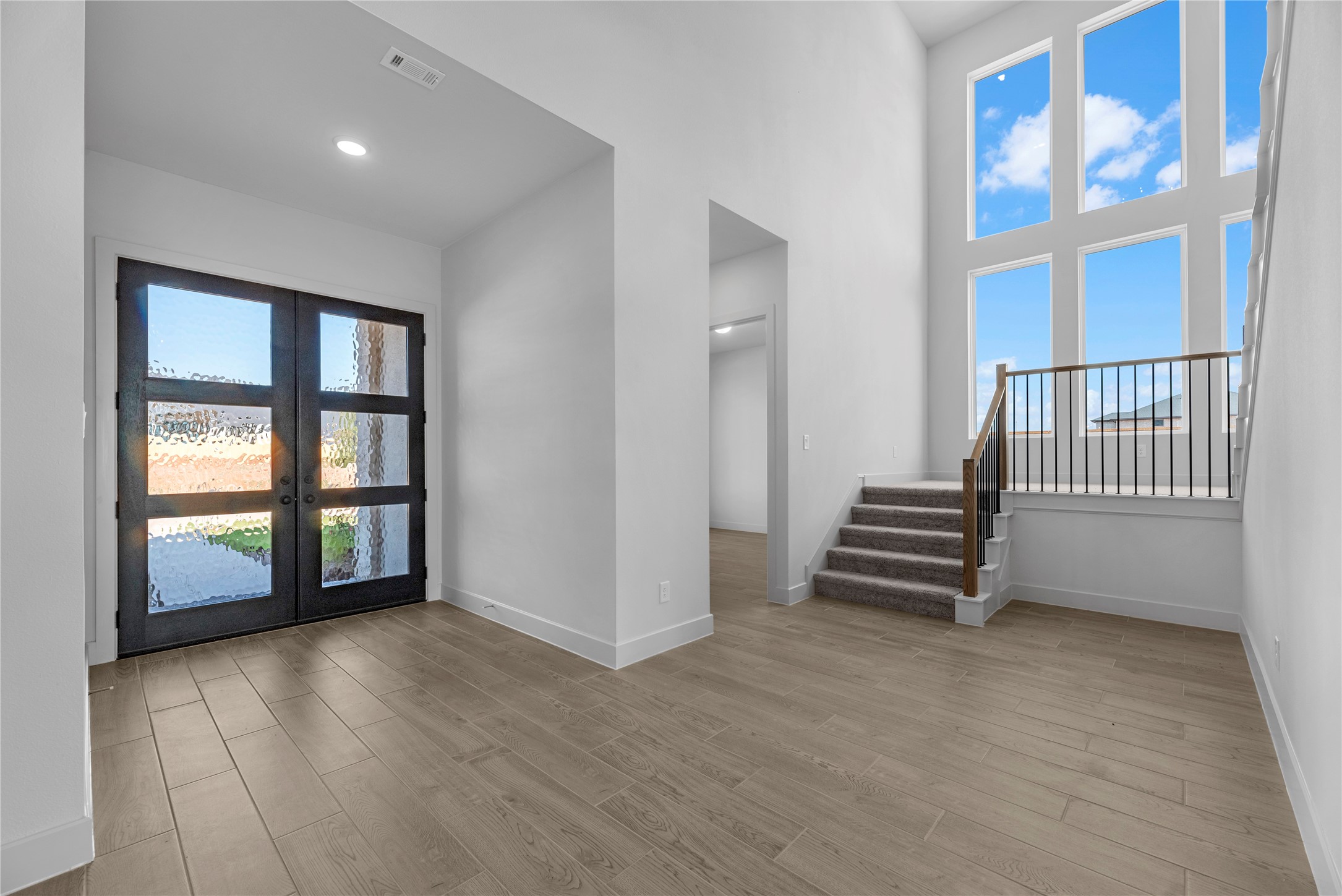 206 Starlight Wood Court Property Photo 17