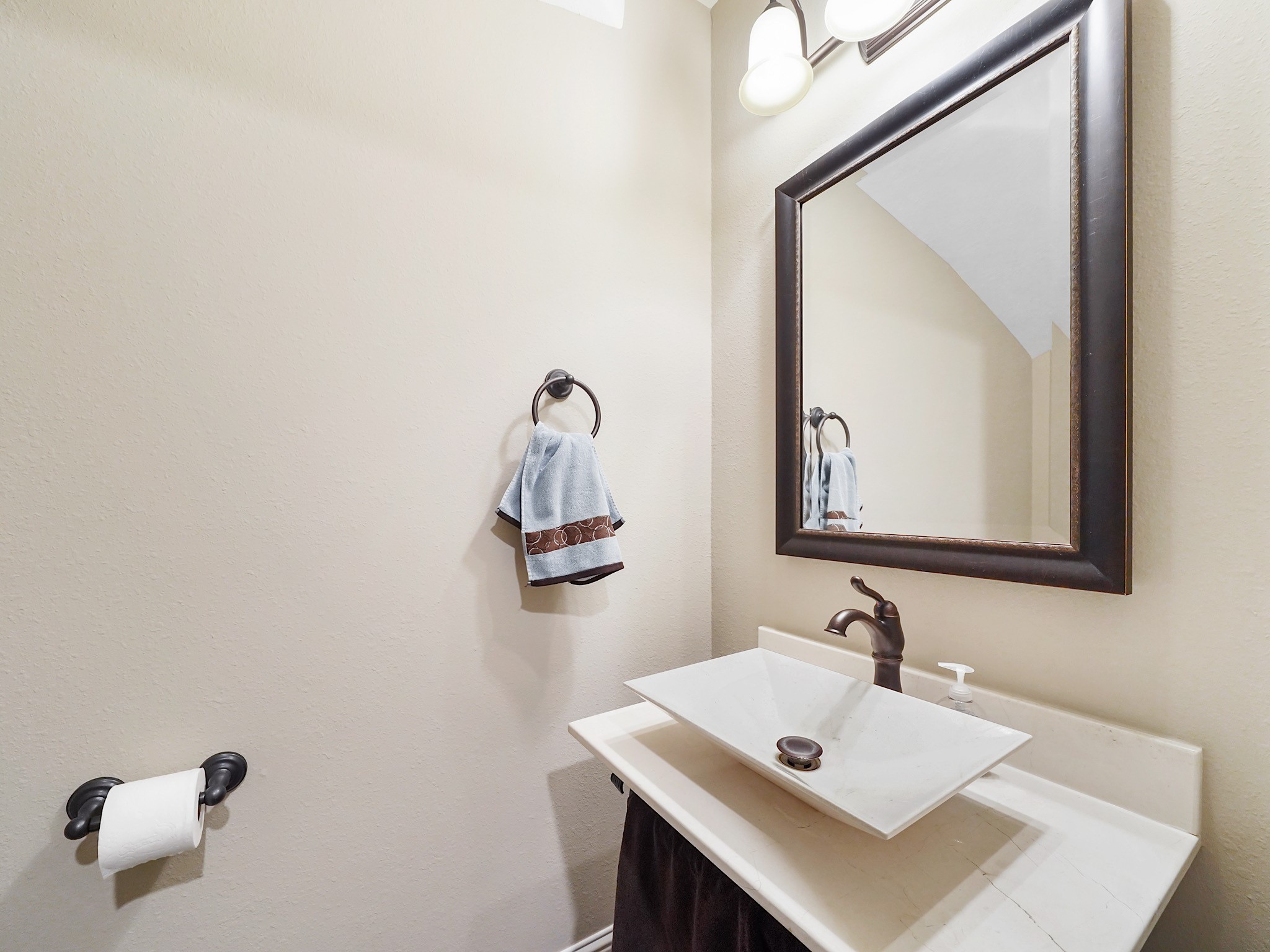 5506 Fleming Rock Lane Property Photo 17