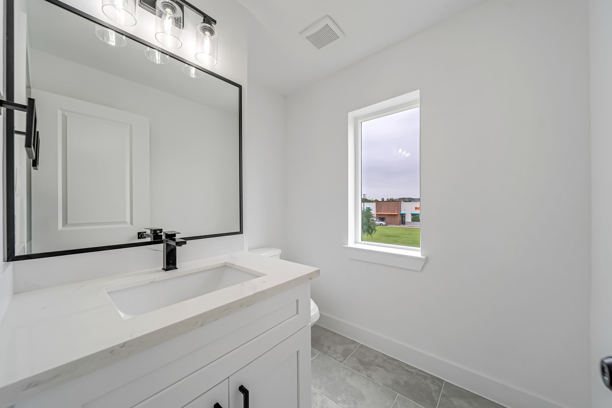 3468 Bremond Street Property Photo 17