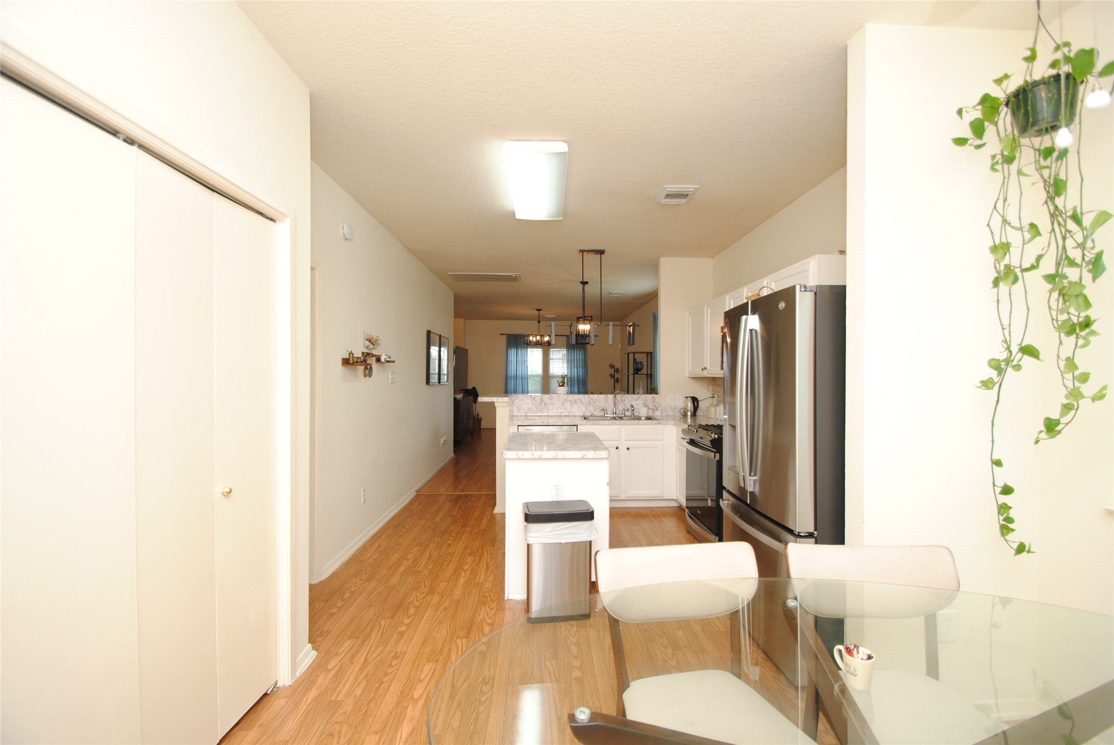 6363 Provident Green Drive Property Photo 12
