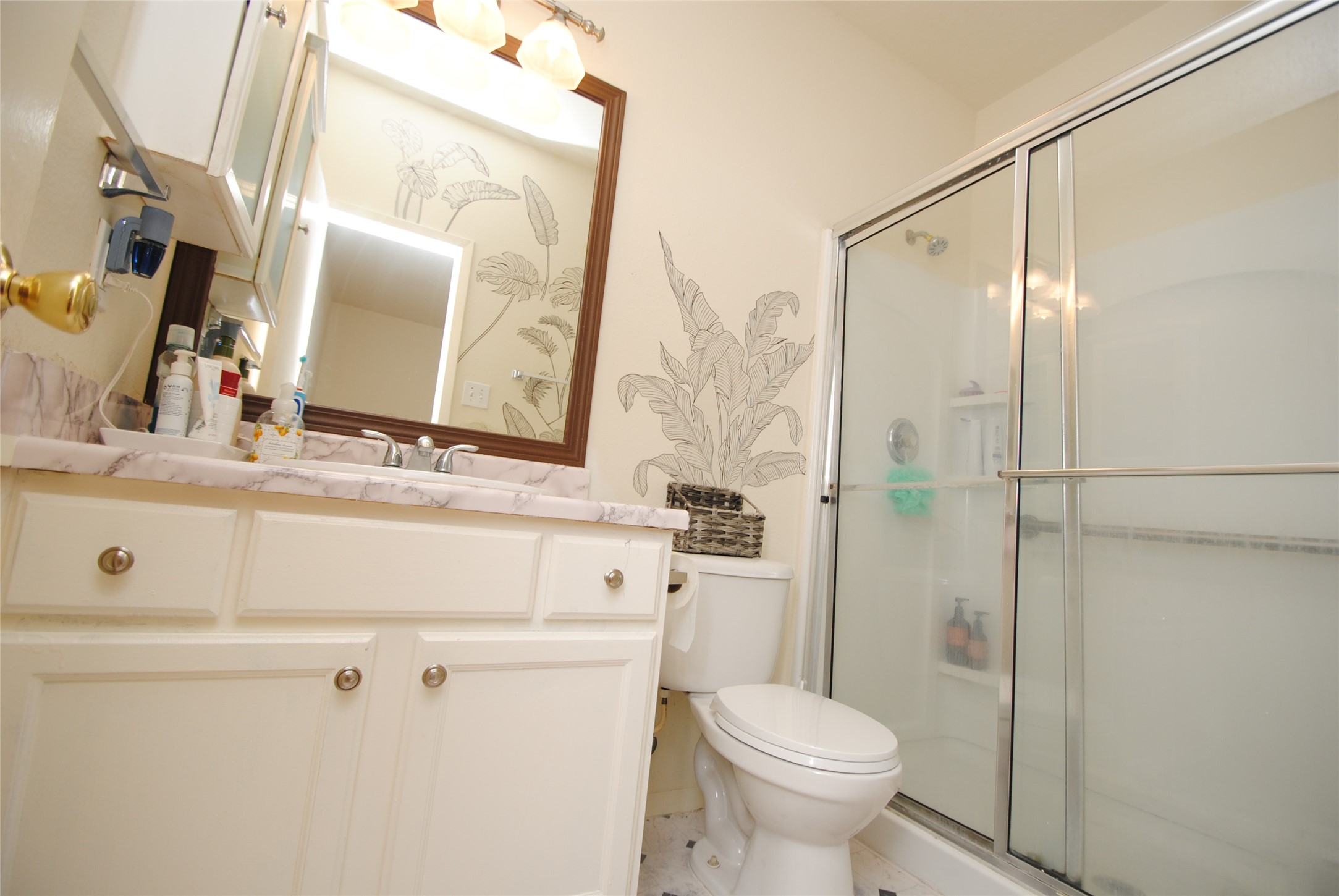 6363 Provident Green Drive Property Photo 16