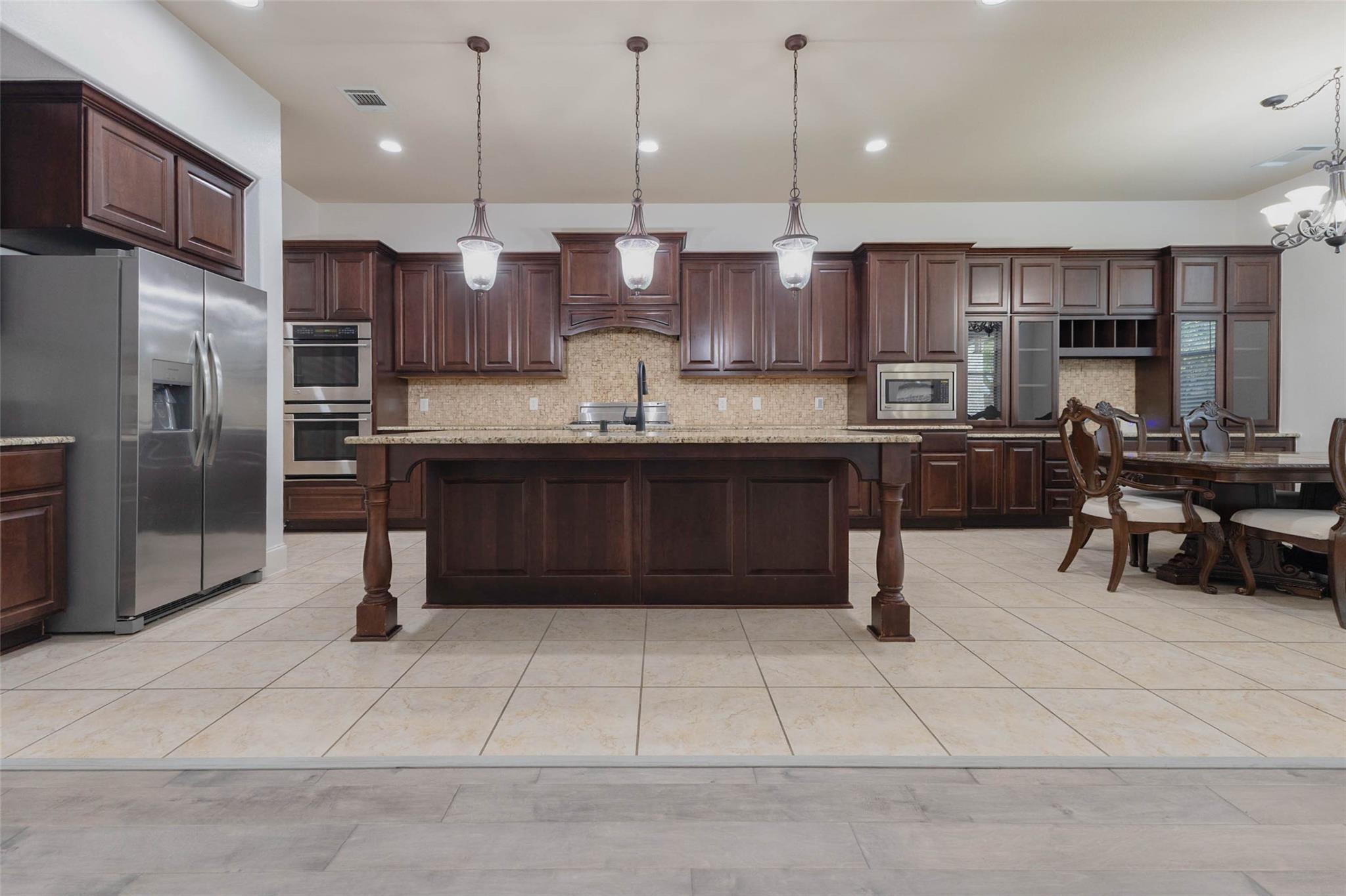 4710 Deermeadow Falls Lane Property Photo 10