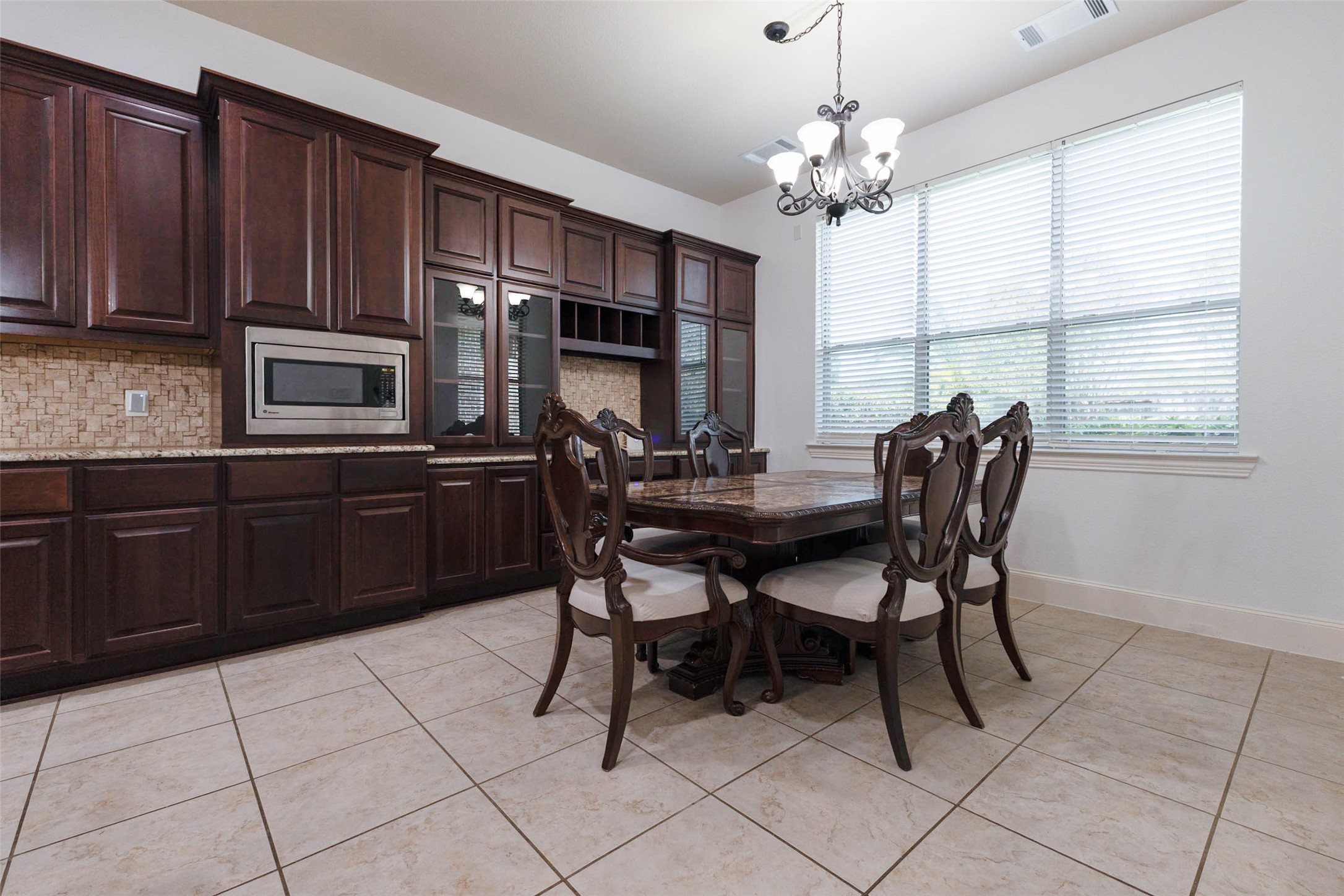 4710 Deermeadow Falls Lane Property Photo 12