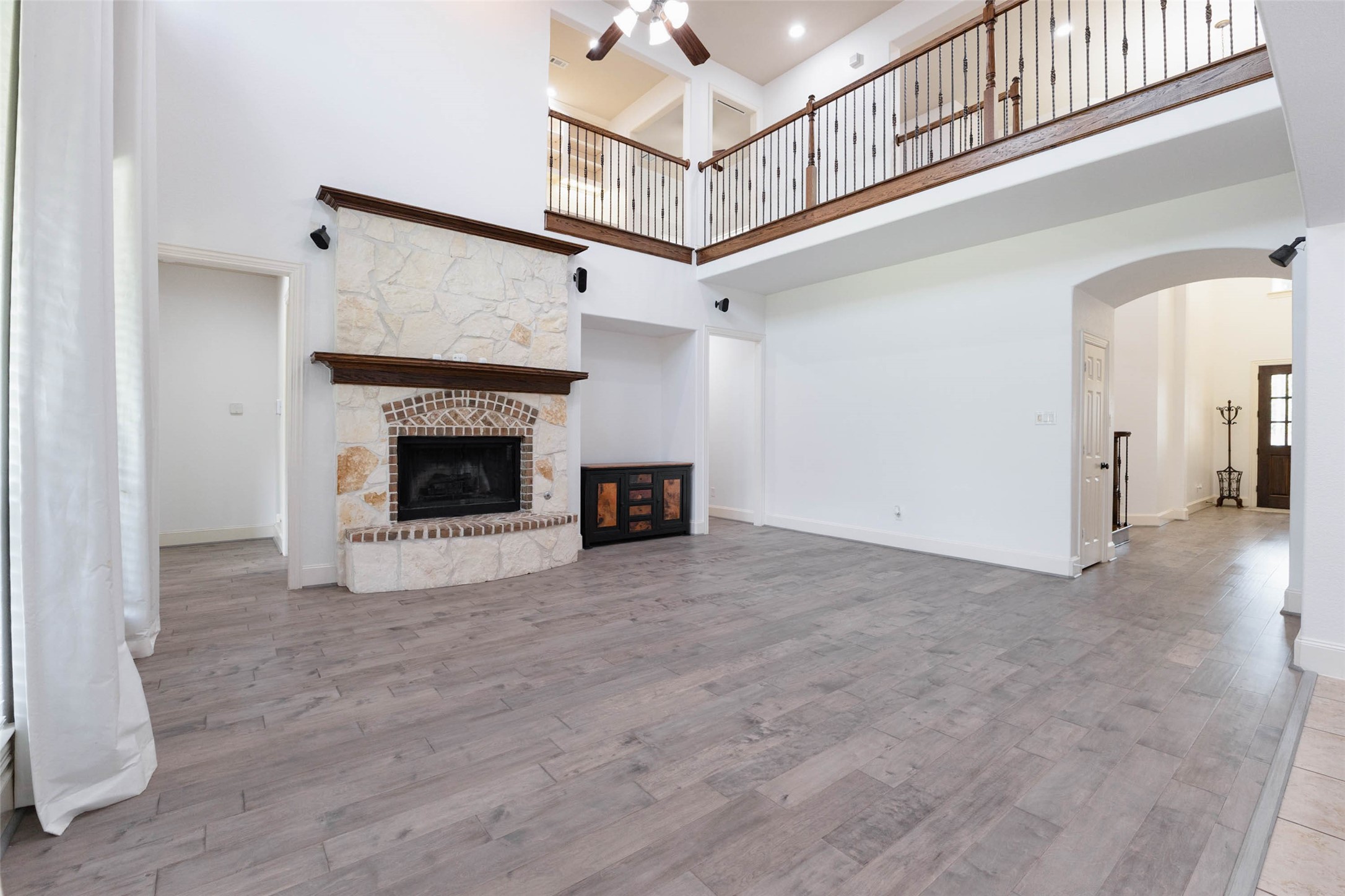 4710 Deermeadow Falls Lane Property Photo 13