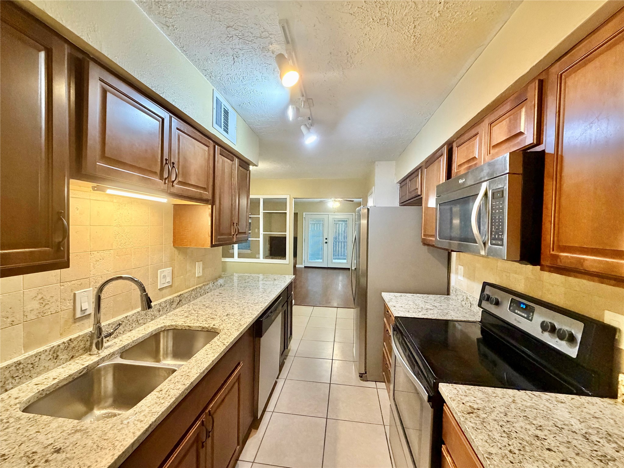 5800 Lumberdale Road 86 Property Photo 1
