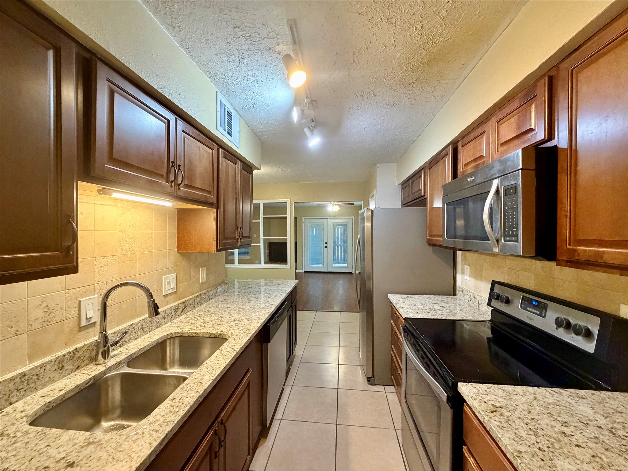5800 Lumberdale Road 86 Property Photo 5