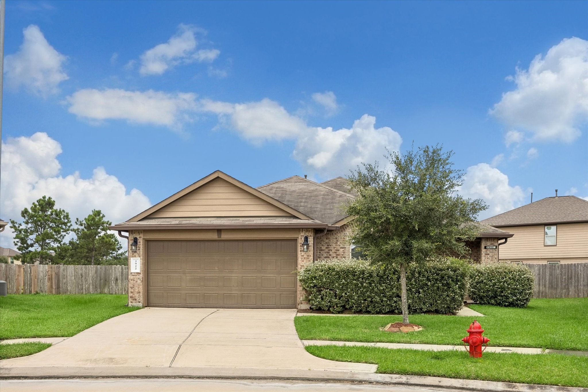 2922 Indwarra Court Property Photo