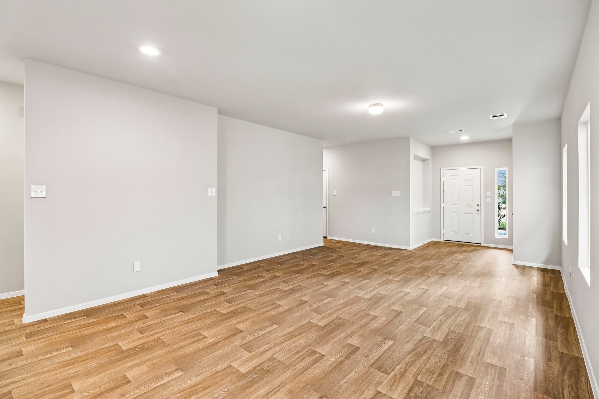 20911 Carob Tree Lane Property Photo 6