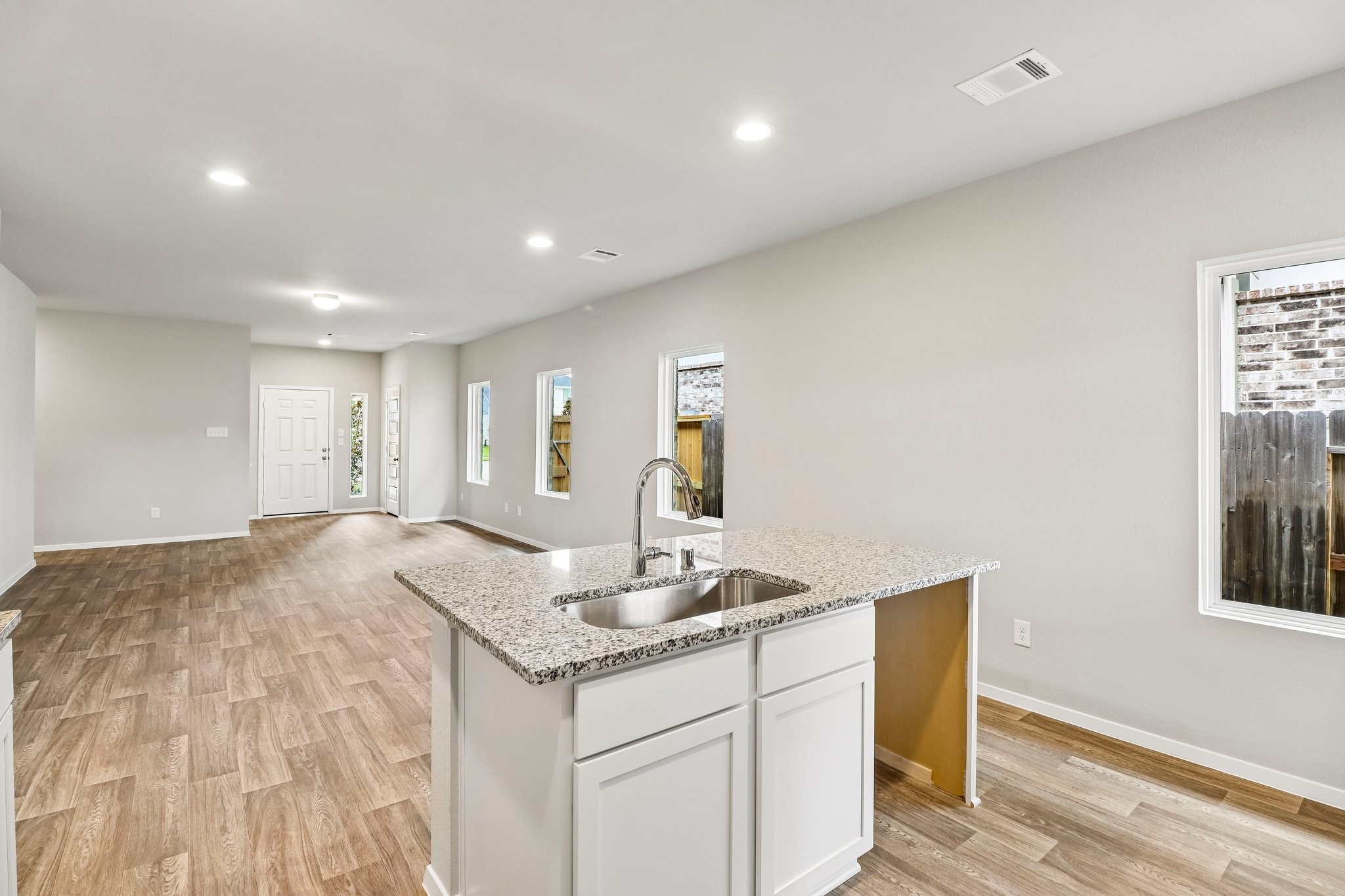 20911 Carob Tree Lane Property Photo 10