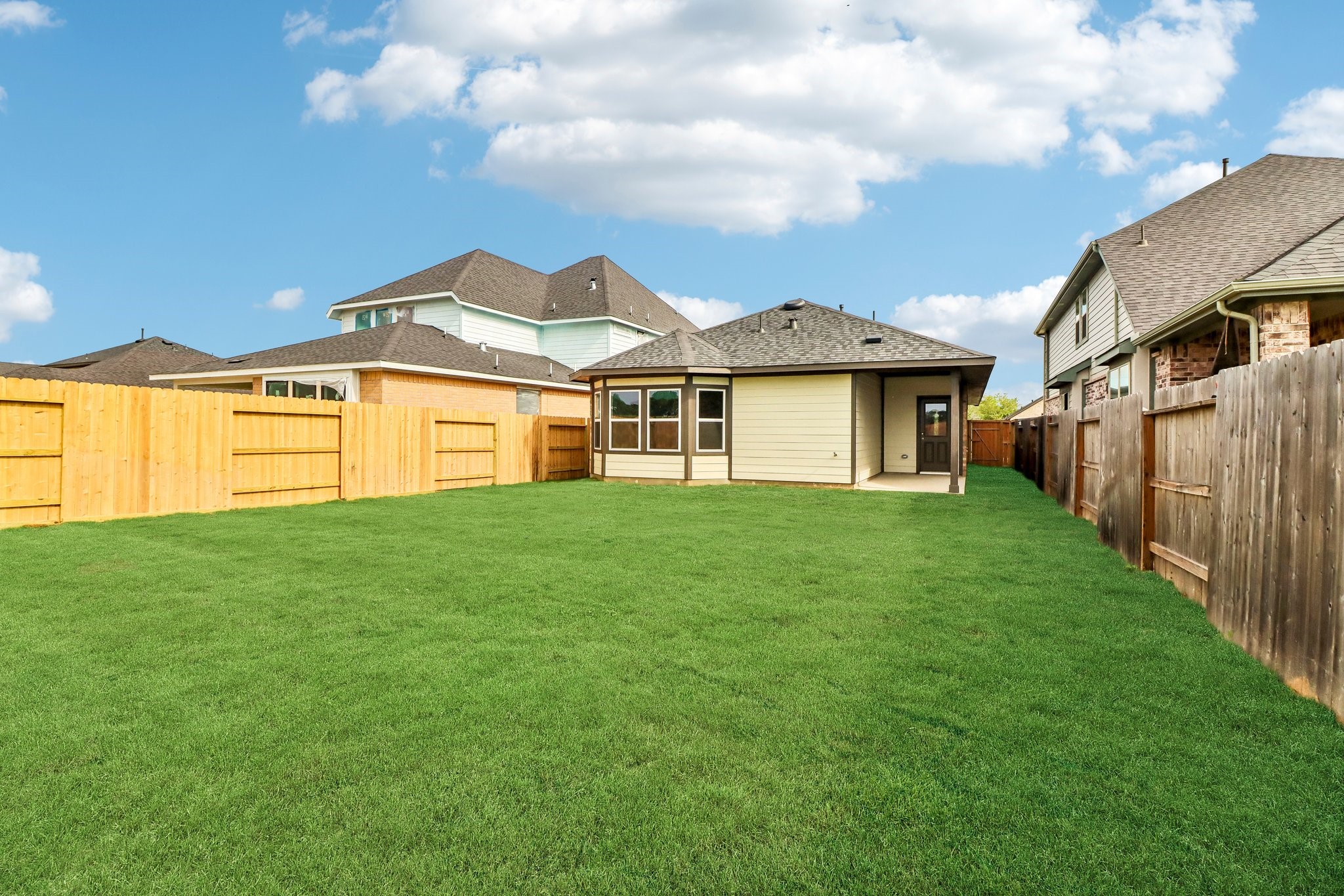 20911 Carob Tree Lane Property Photo 27